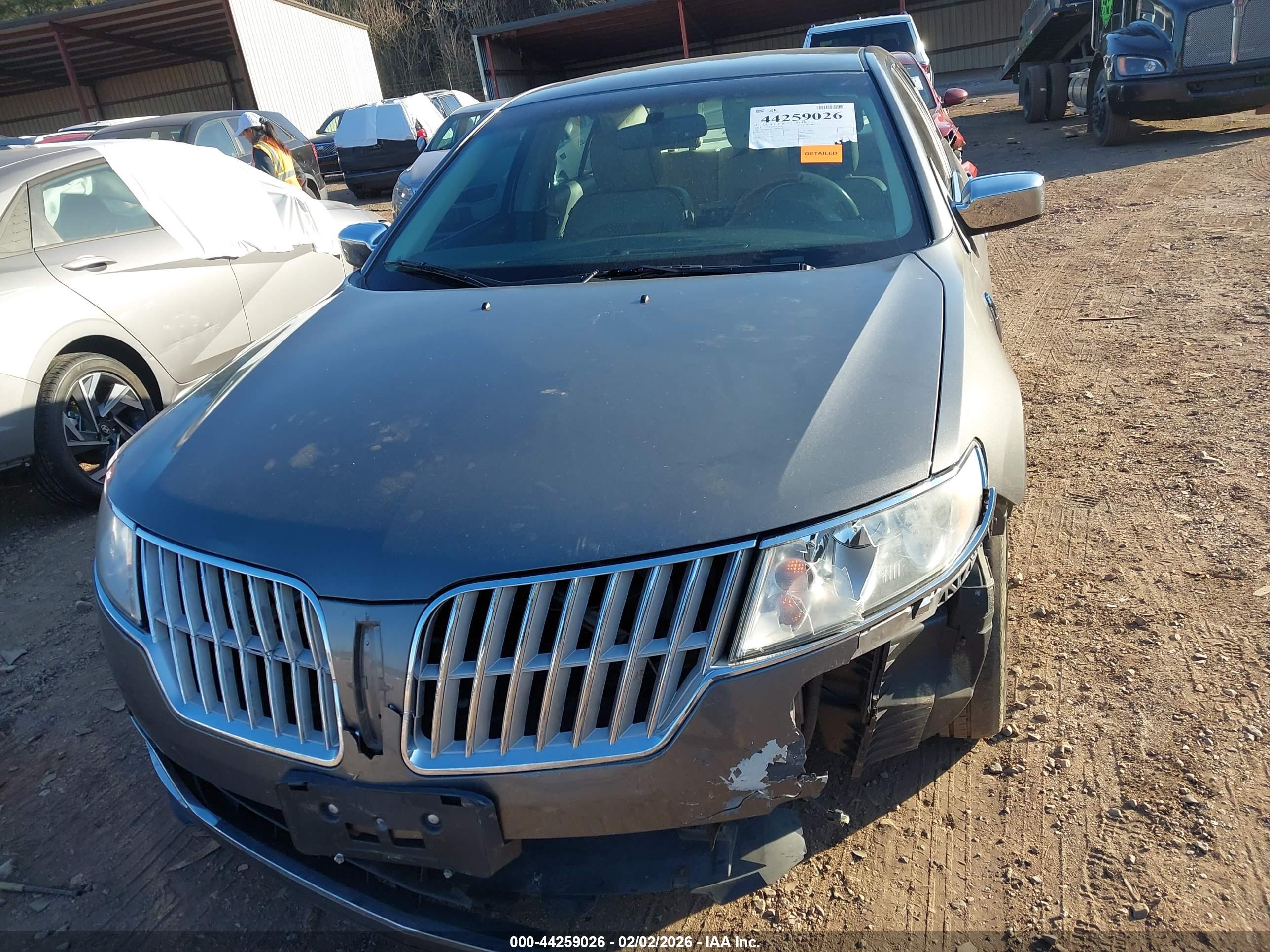 LINCOLN MKZ image 6