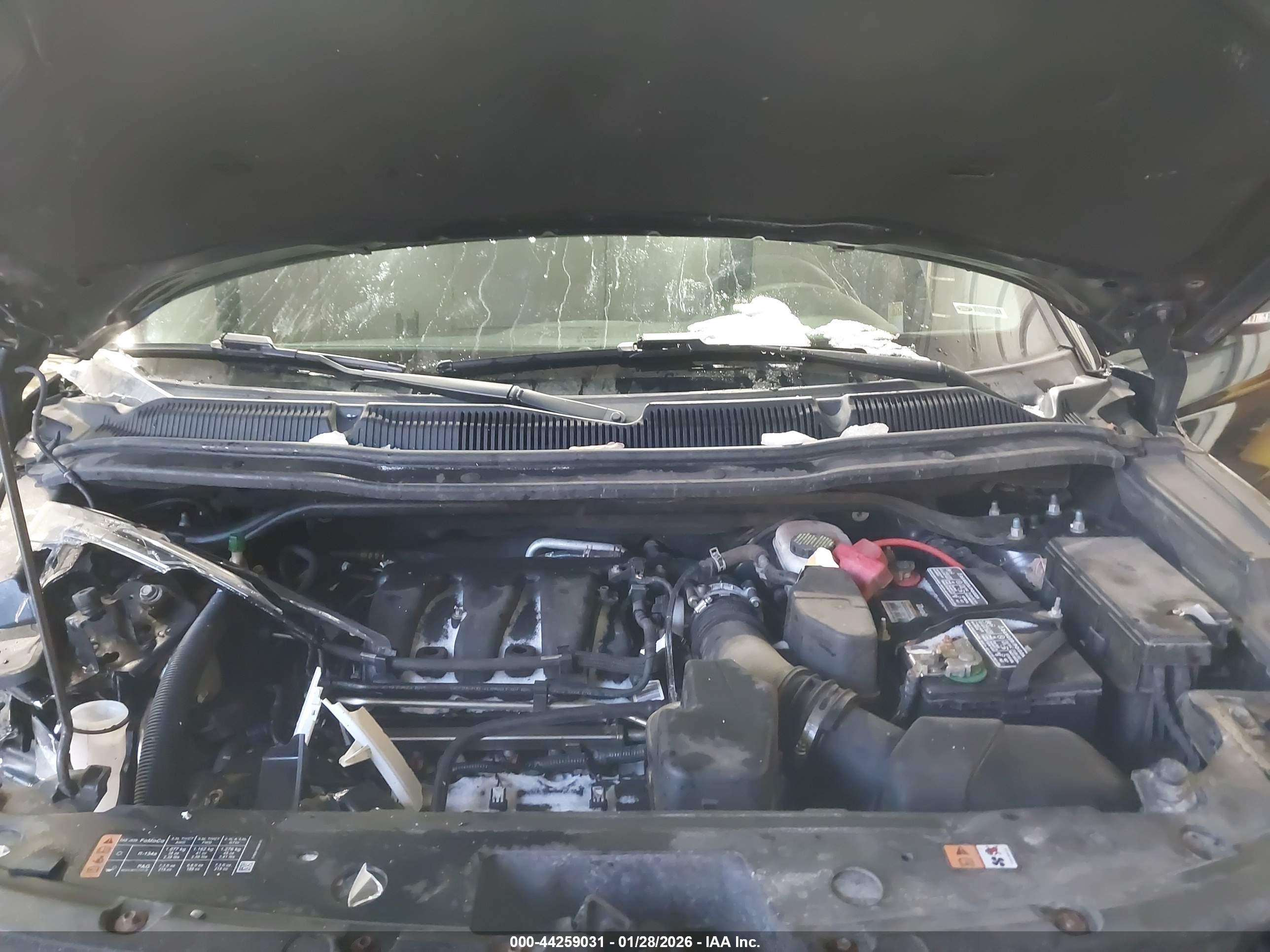 FORD EXPLORER image 10
