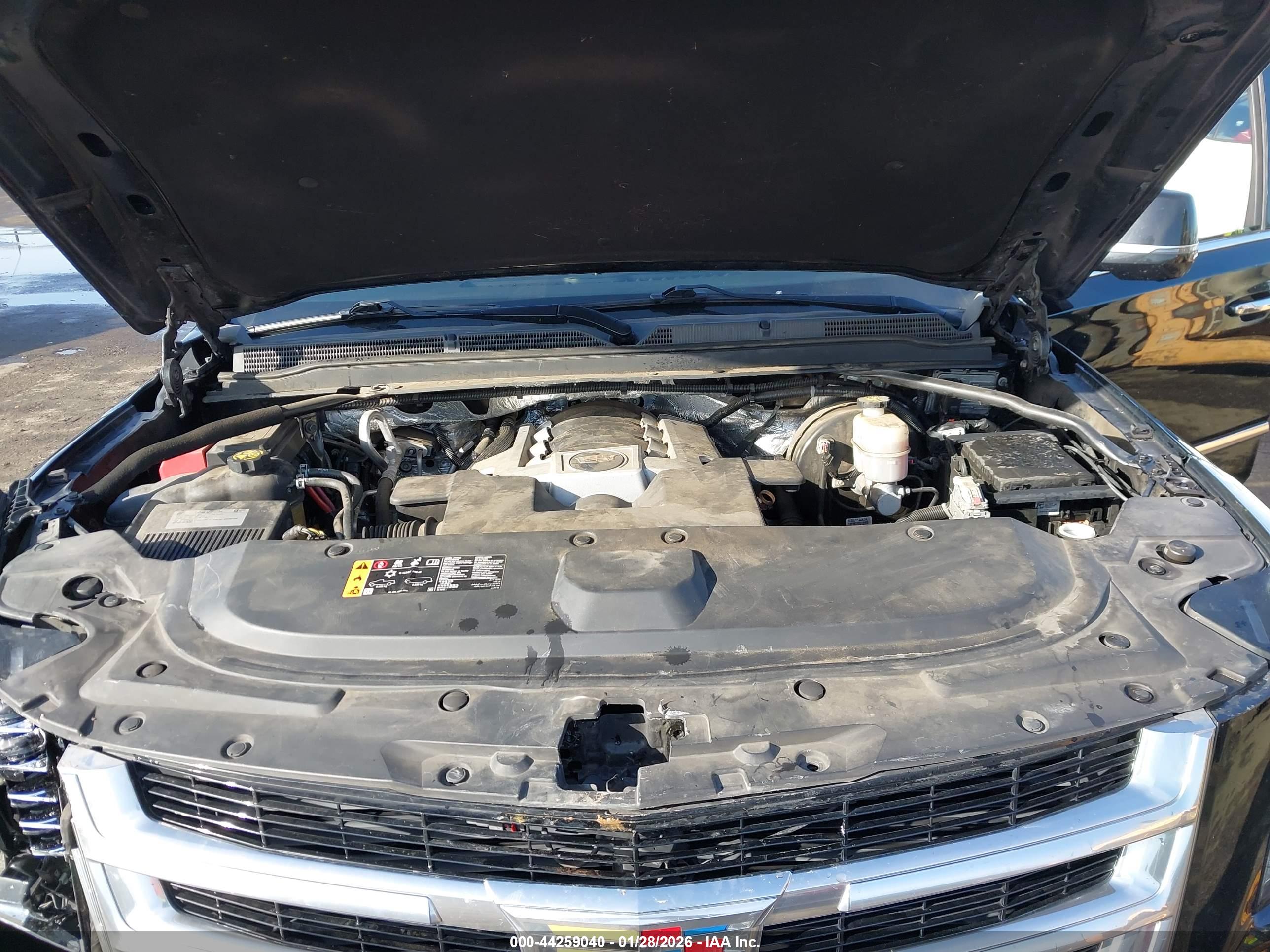CADILLAC ESCALADE image 10