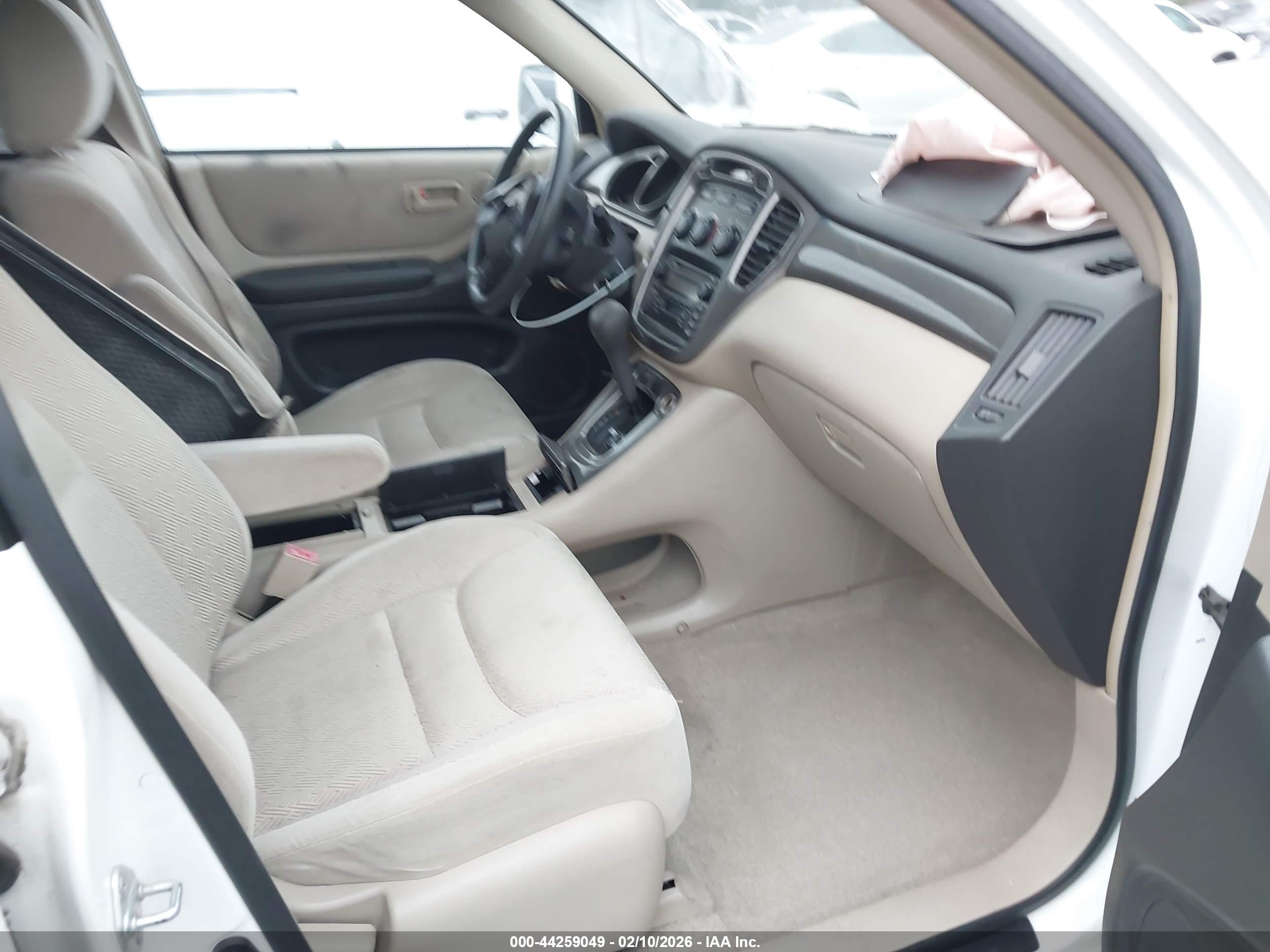 TOYOTA HIGHLANDER image 5