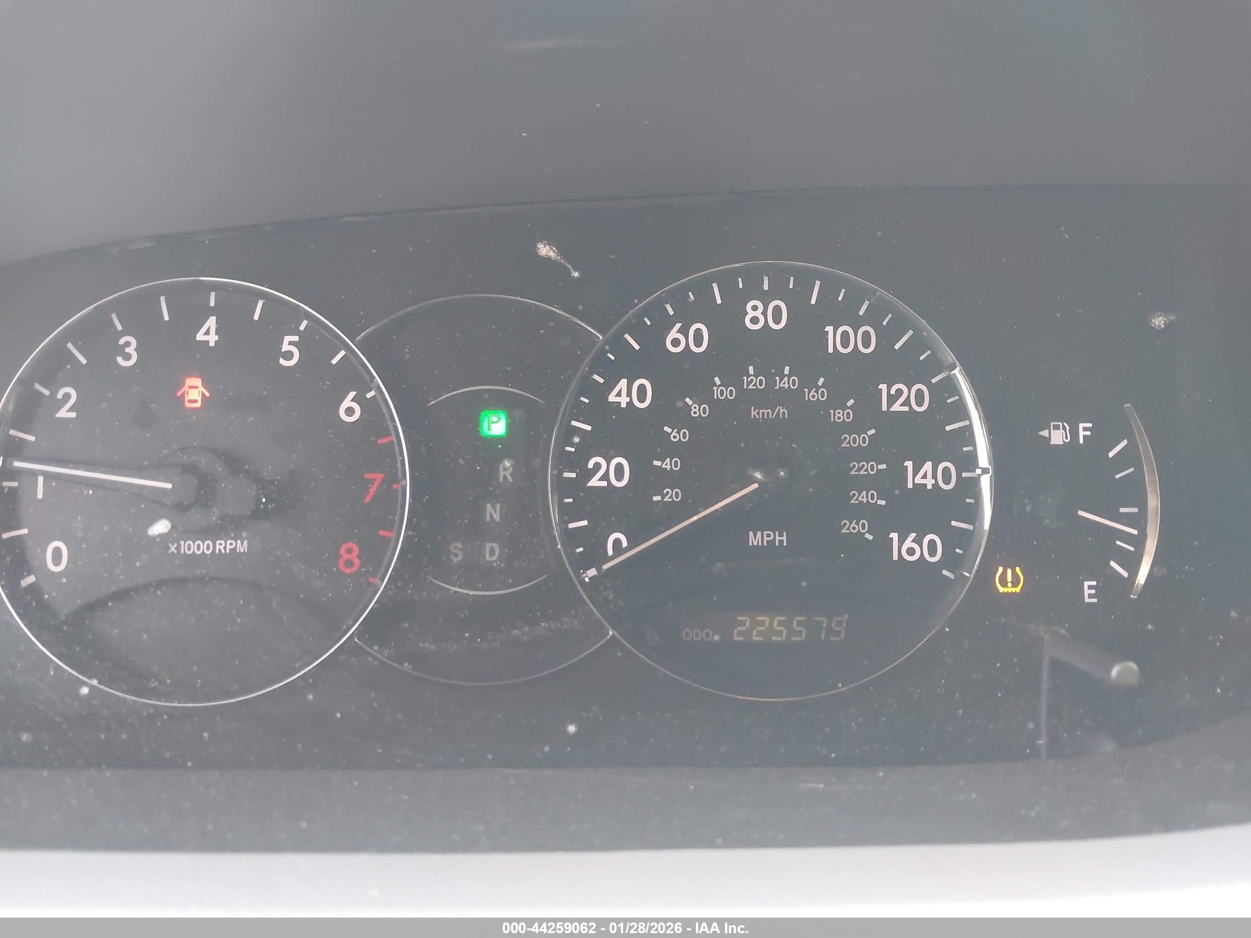 TOYOTA AVALON image 7