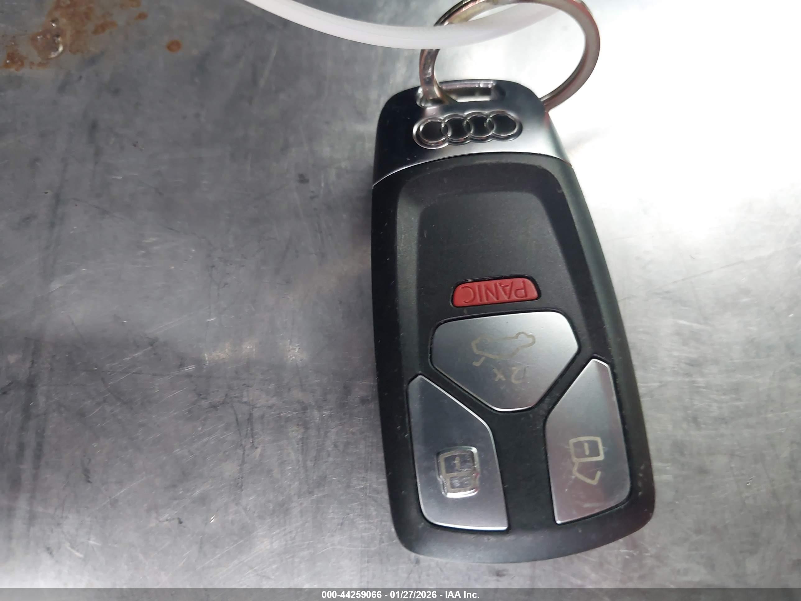 AUDI SQ5 image 11