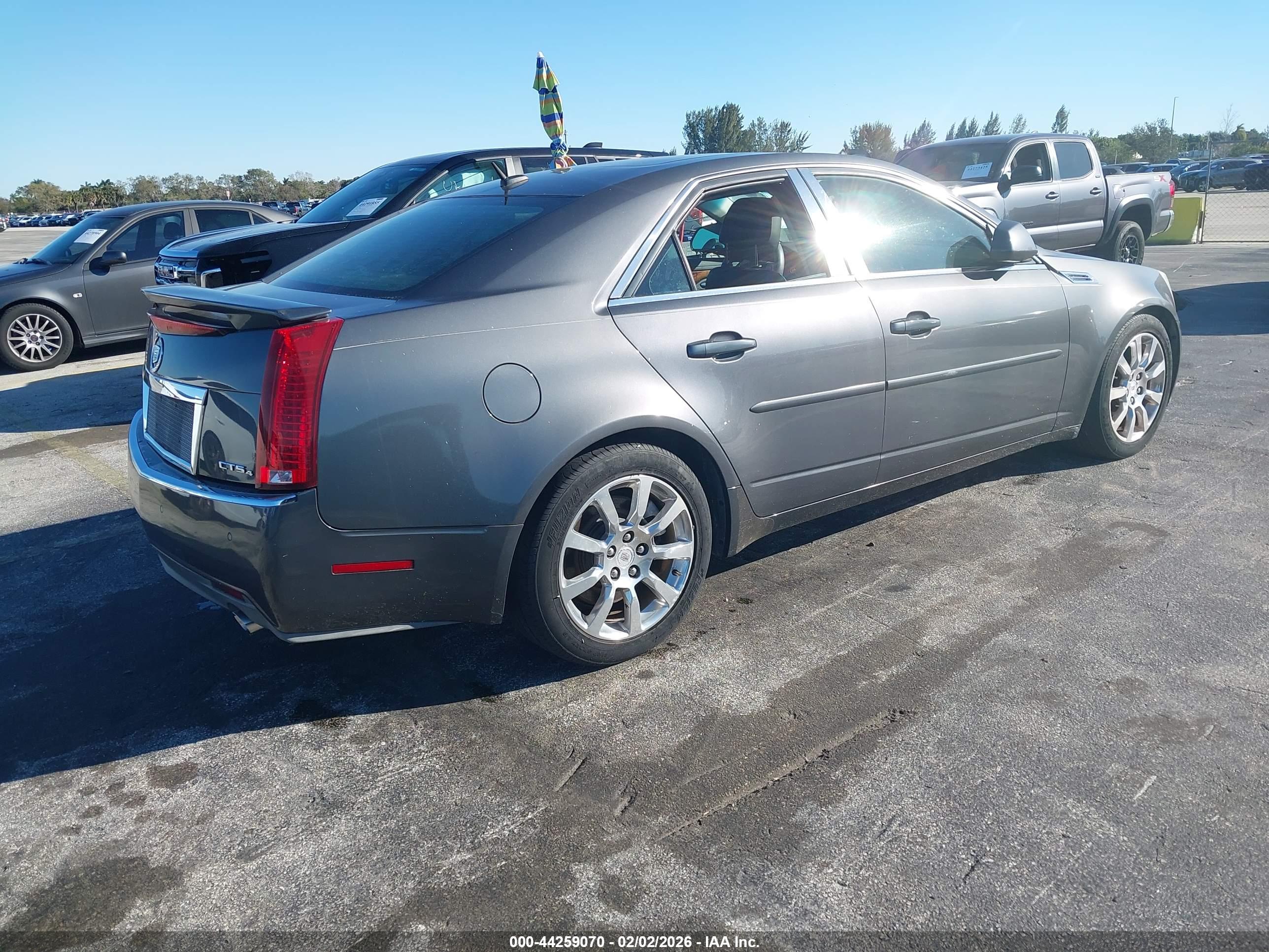 CADILLAC CTS image 4