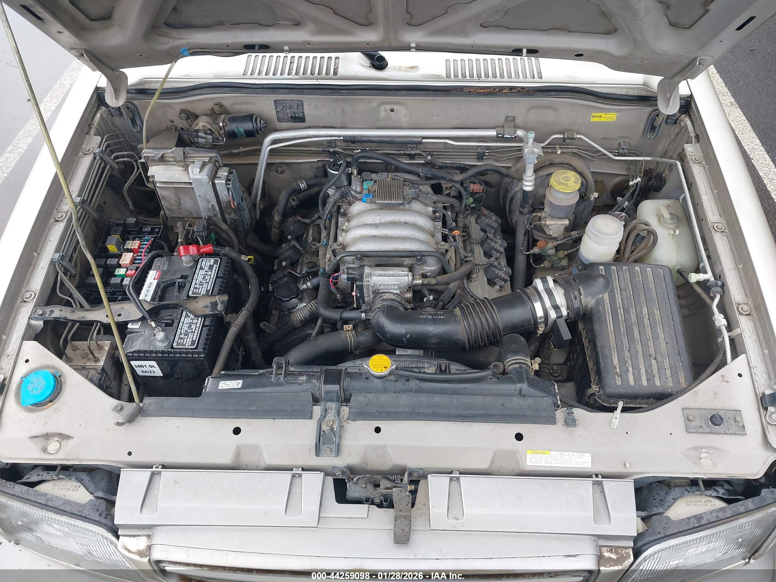ISUZU TROOPER image 10