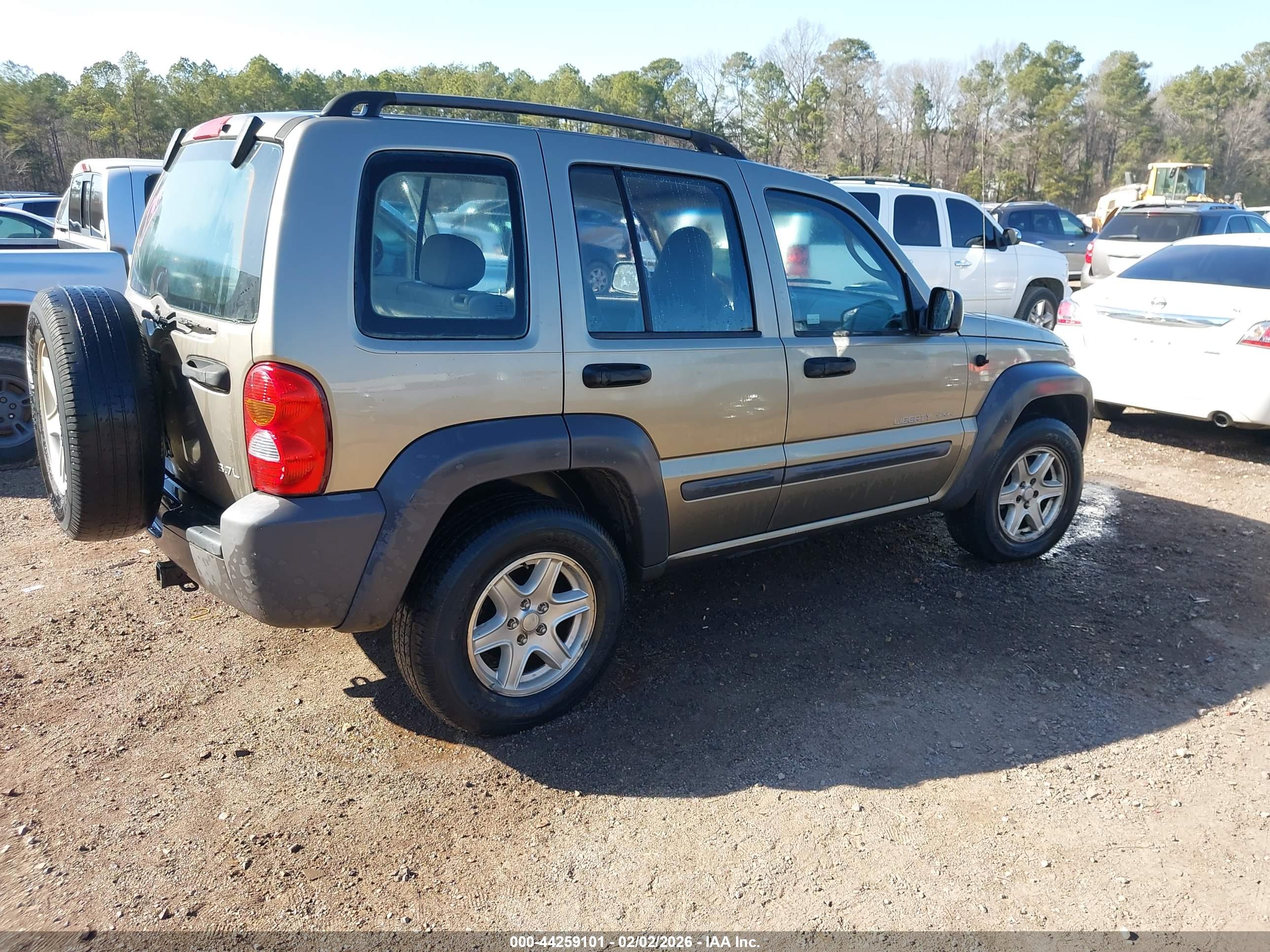 JEEP LIBERTY image 4
