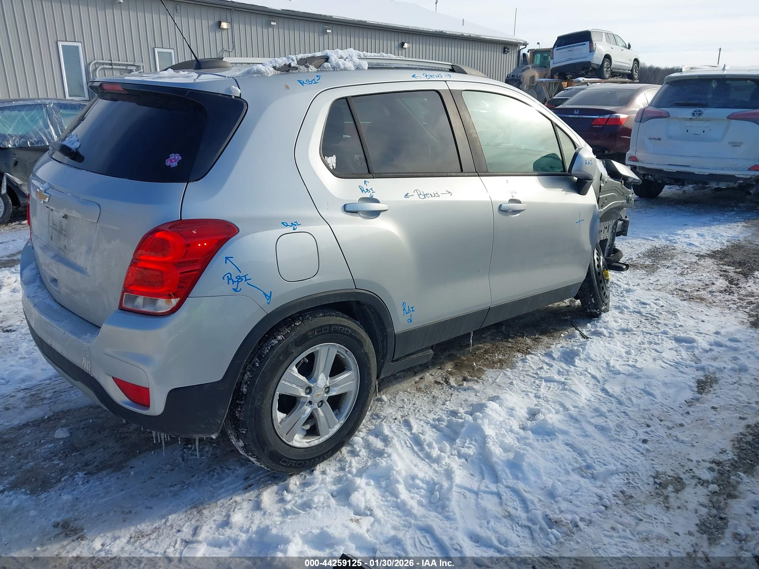 CHEVROLET TRAX image 4