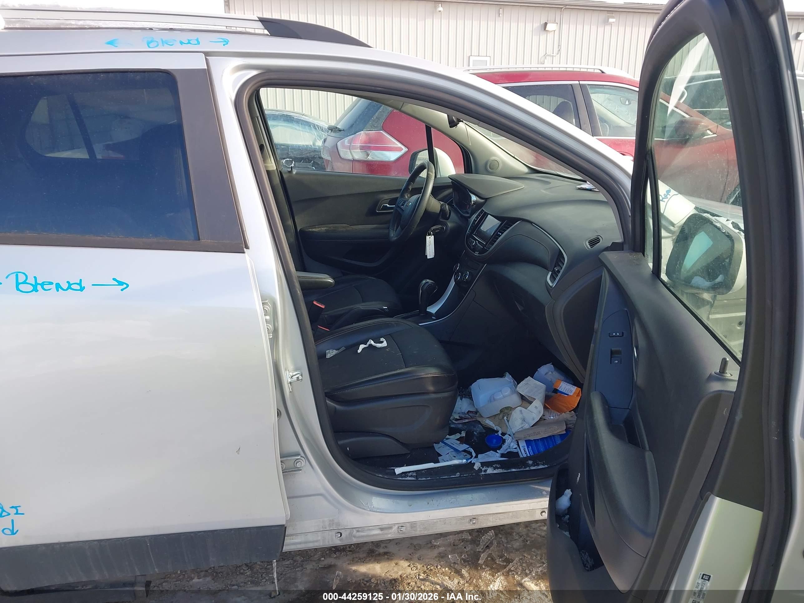 CHEVROLET TRAX image 5