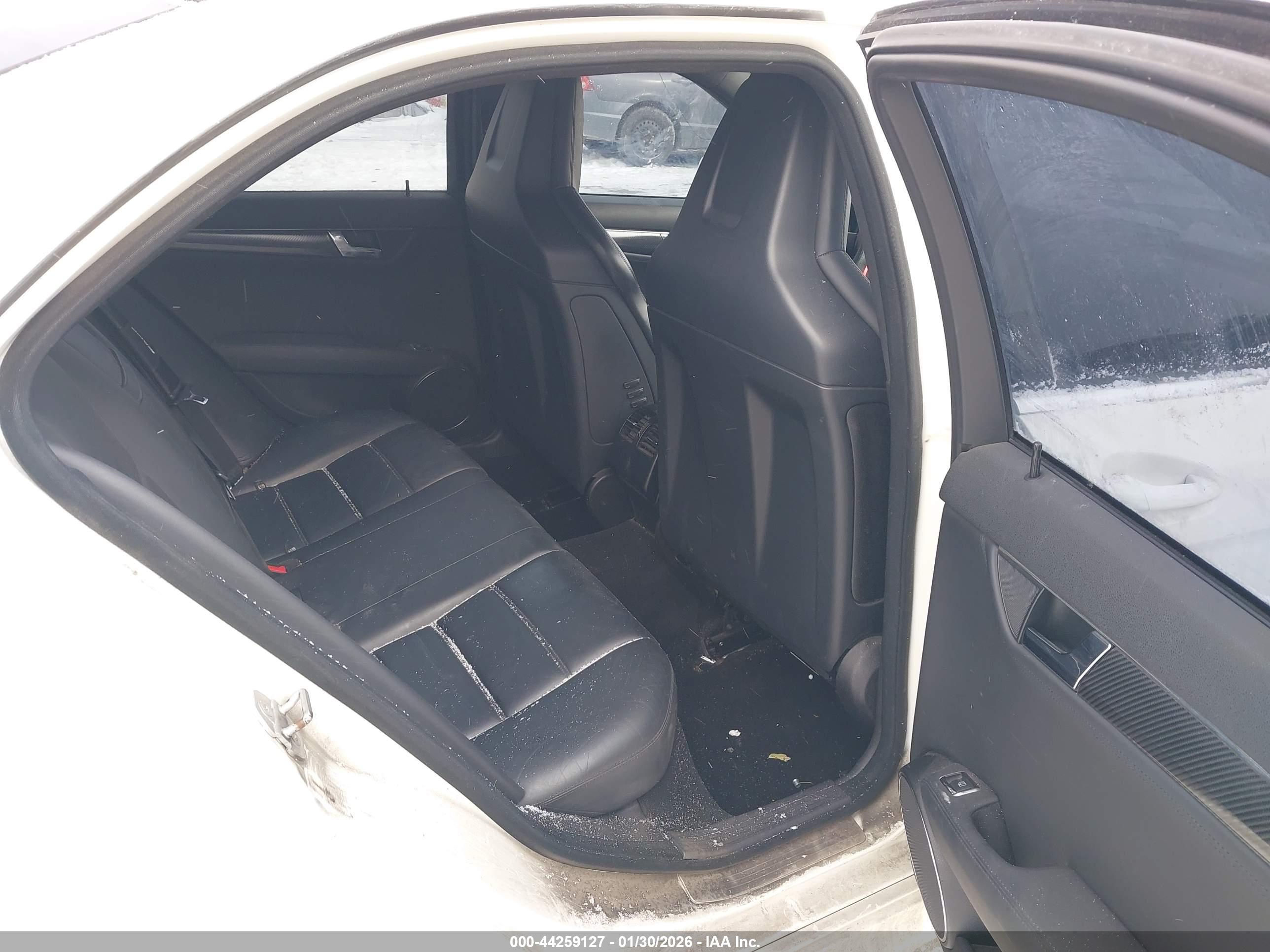 MERCEDES-BENZ C image 8
