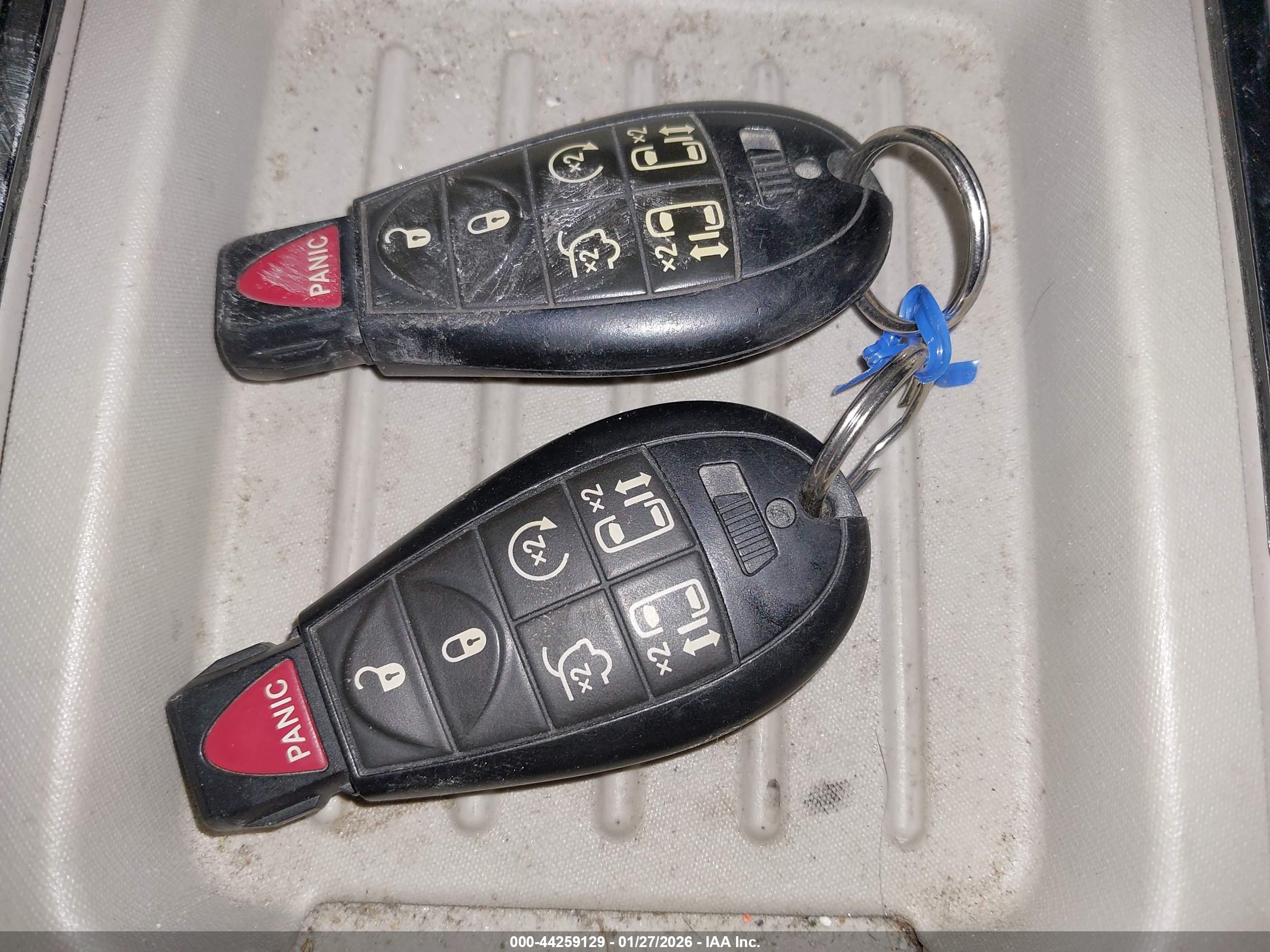 CHRYSLER TOWN image 11