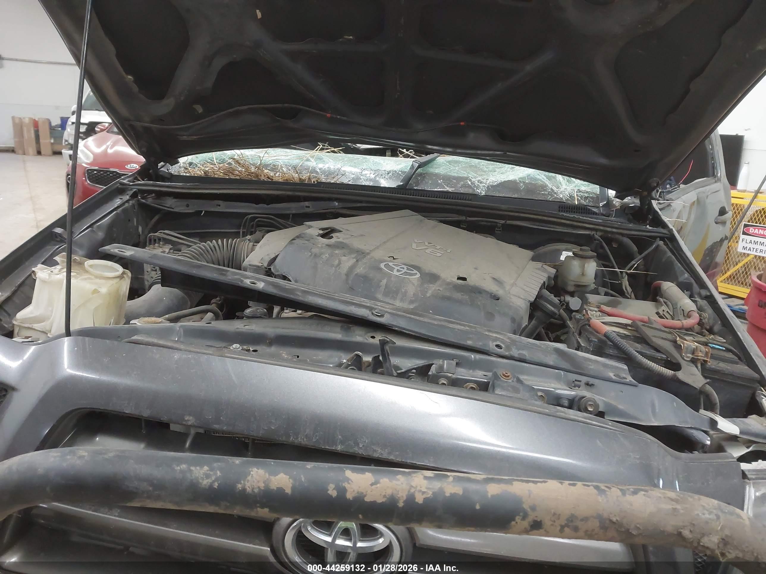 TOYOTA TACOMA image 10