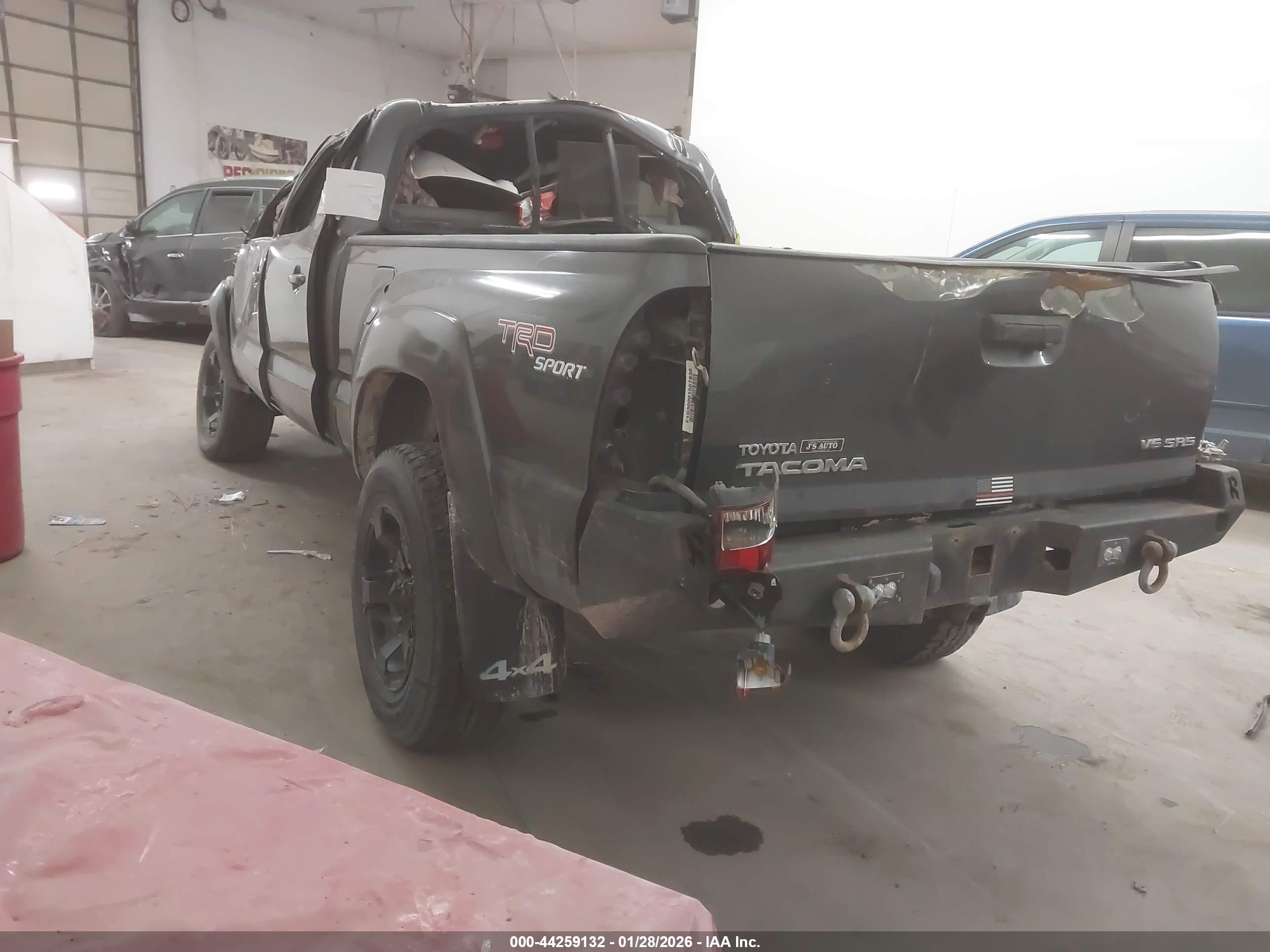 TOYOTA TACOMA image 3