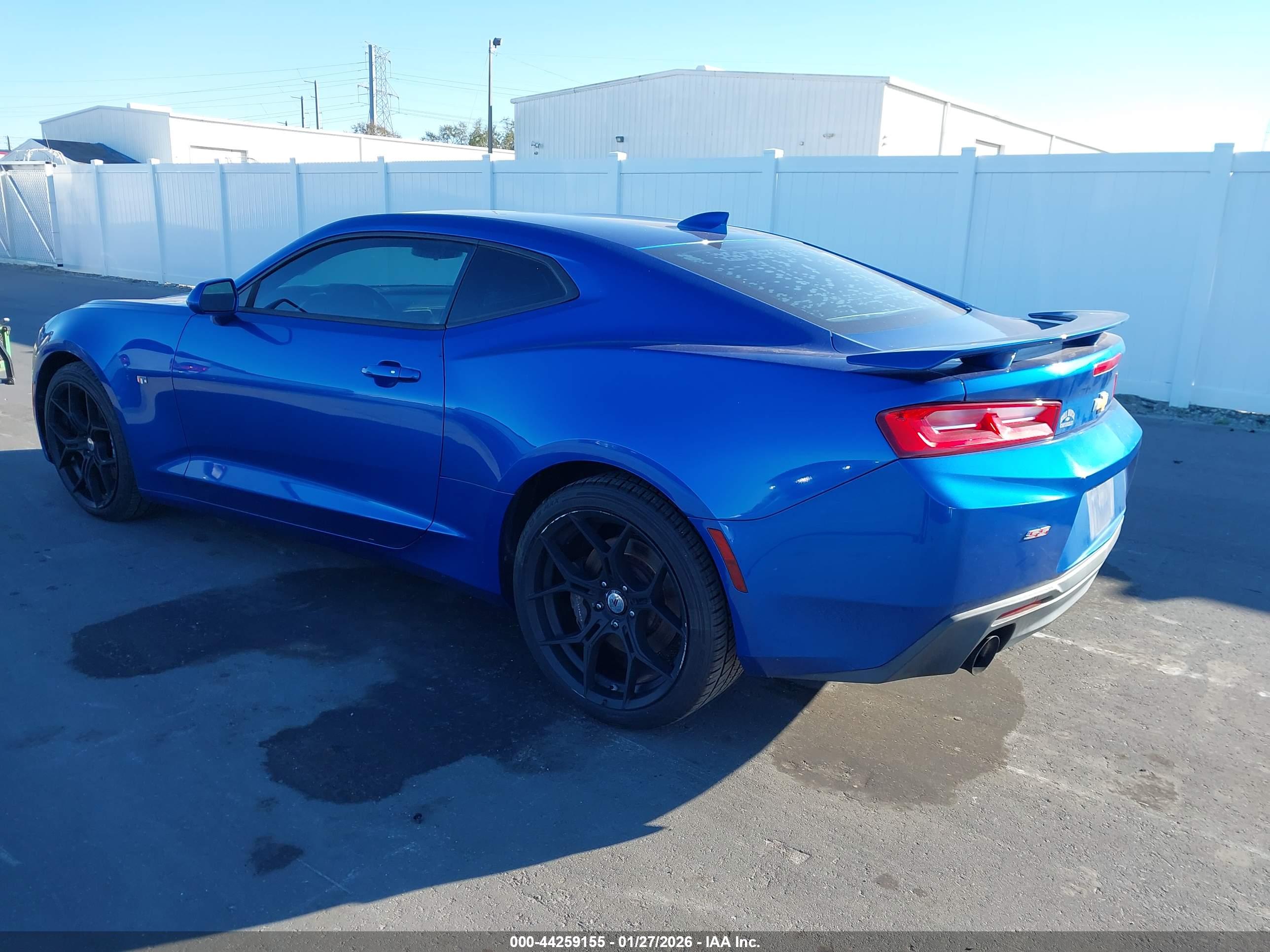 CHEVROLET CAMARO image 3