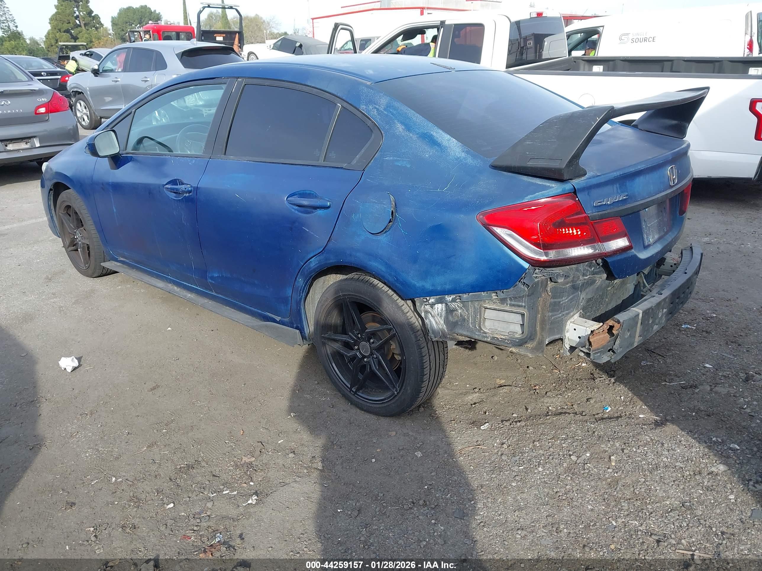 HONDA CIVIC image 3
