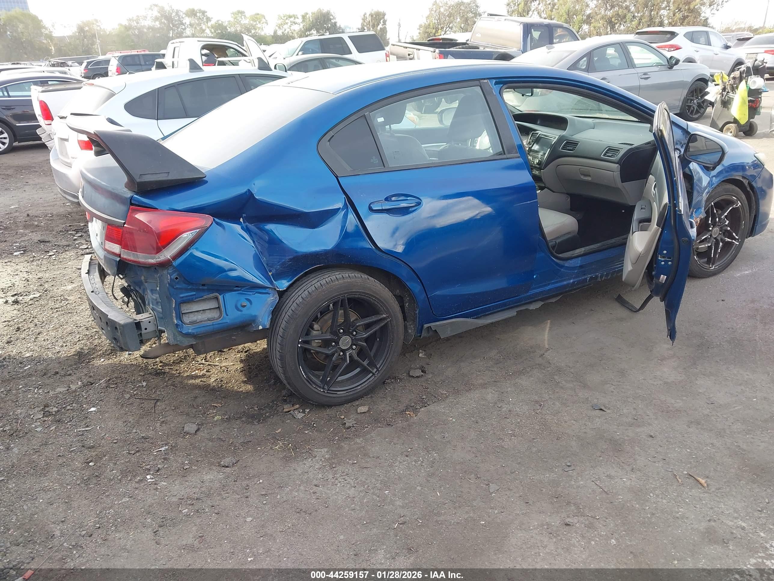 HONDA CIVIC image 4