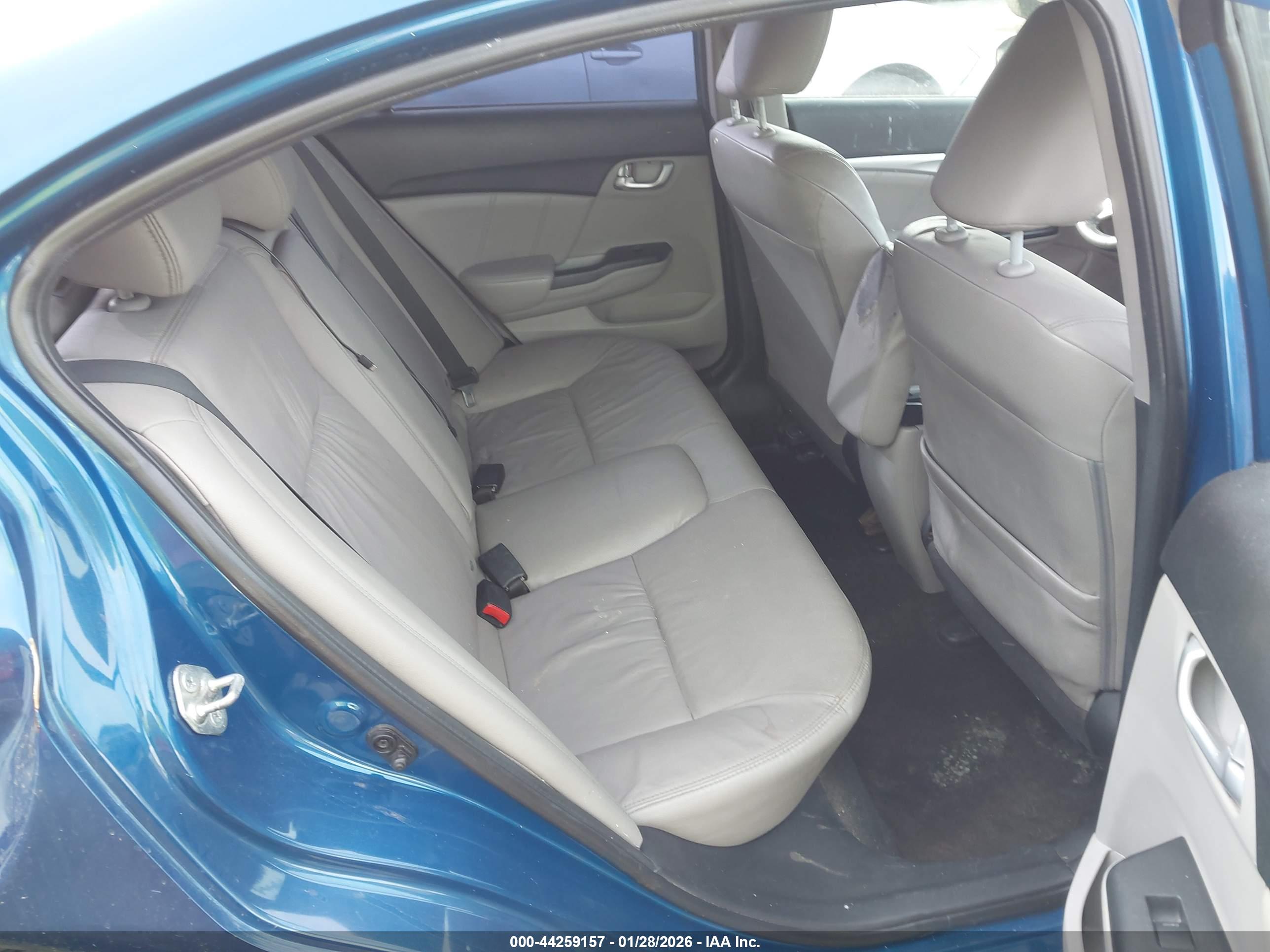 HONDA CIVIC image 8