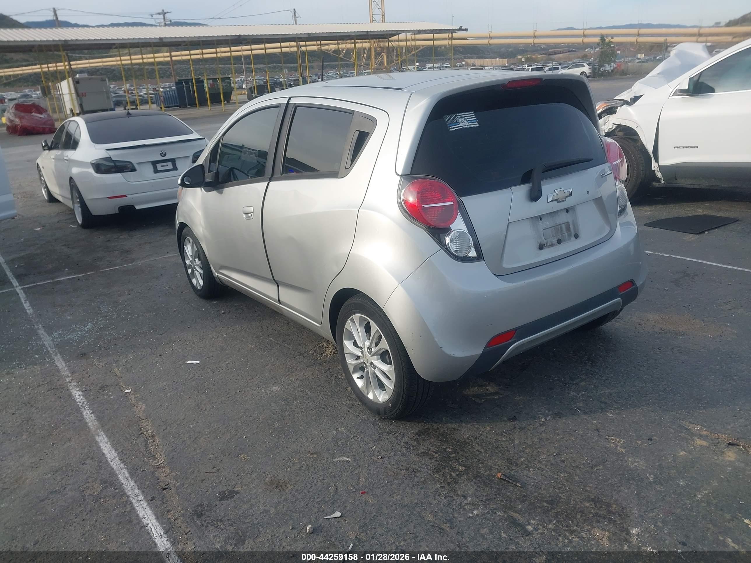 CHEVROLET SPARK image 3
