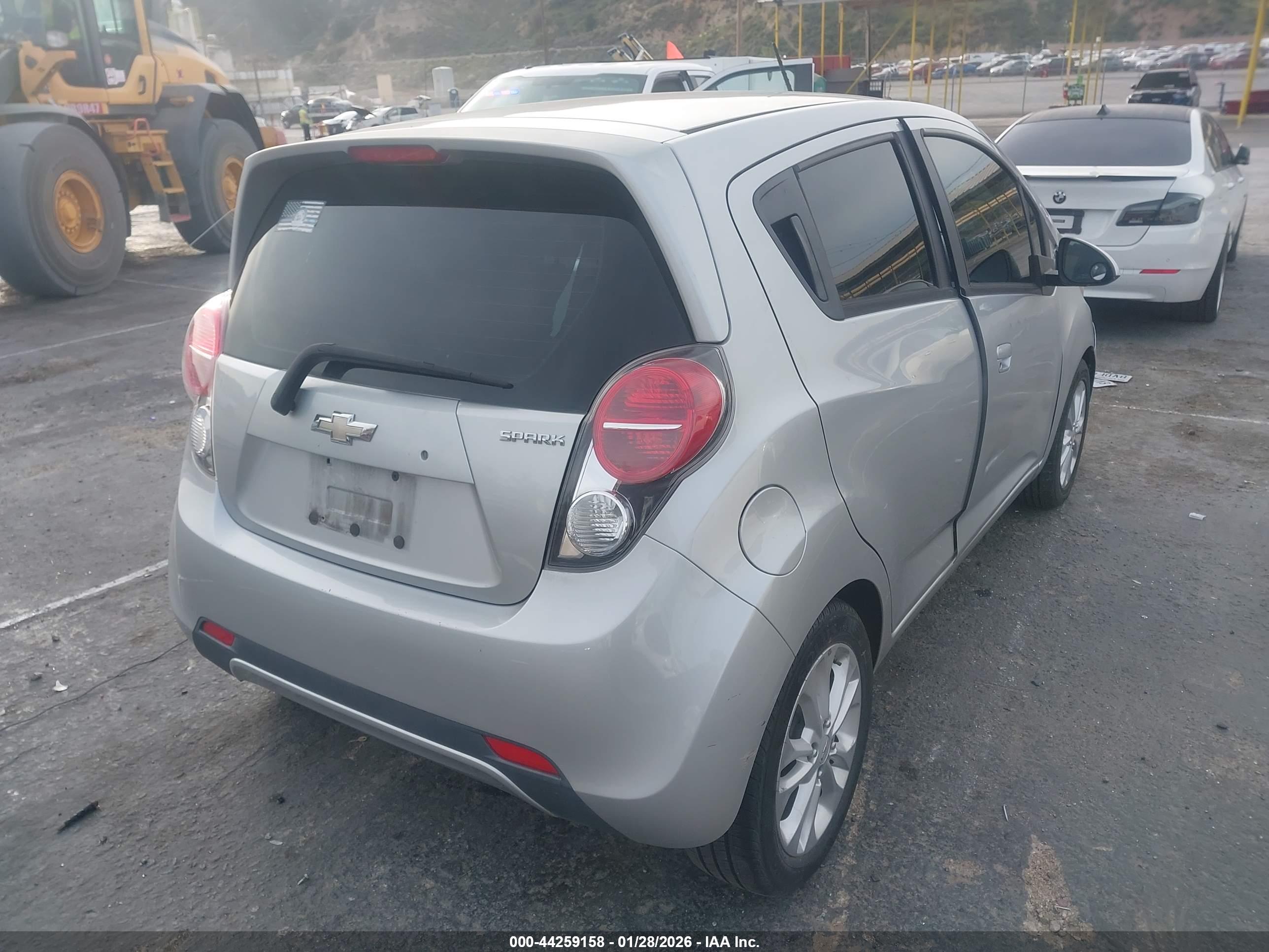 CHEVROLET SPARK image 4