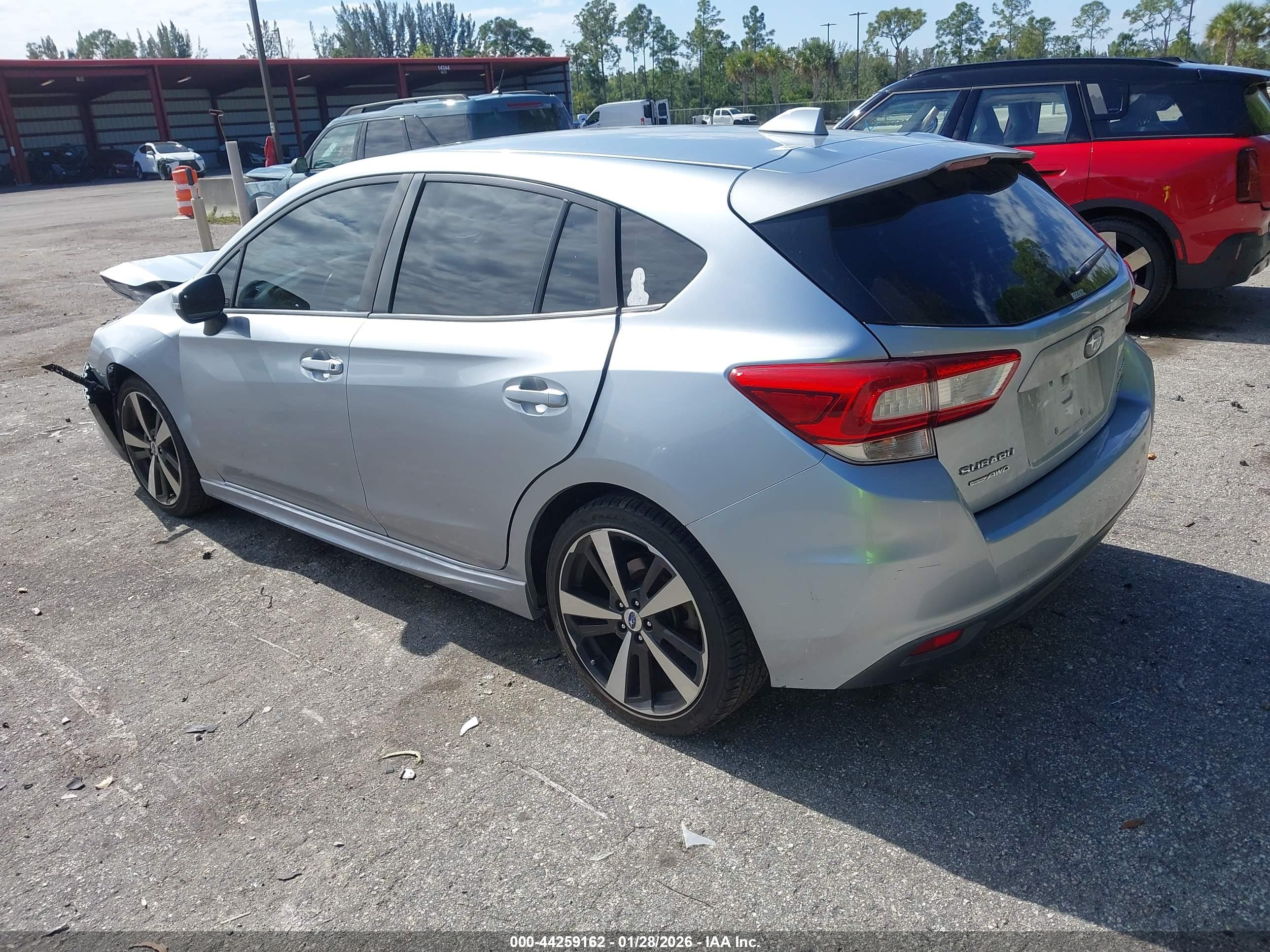 SUBARU IMPREZA image 3