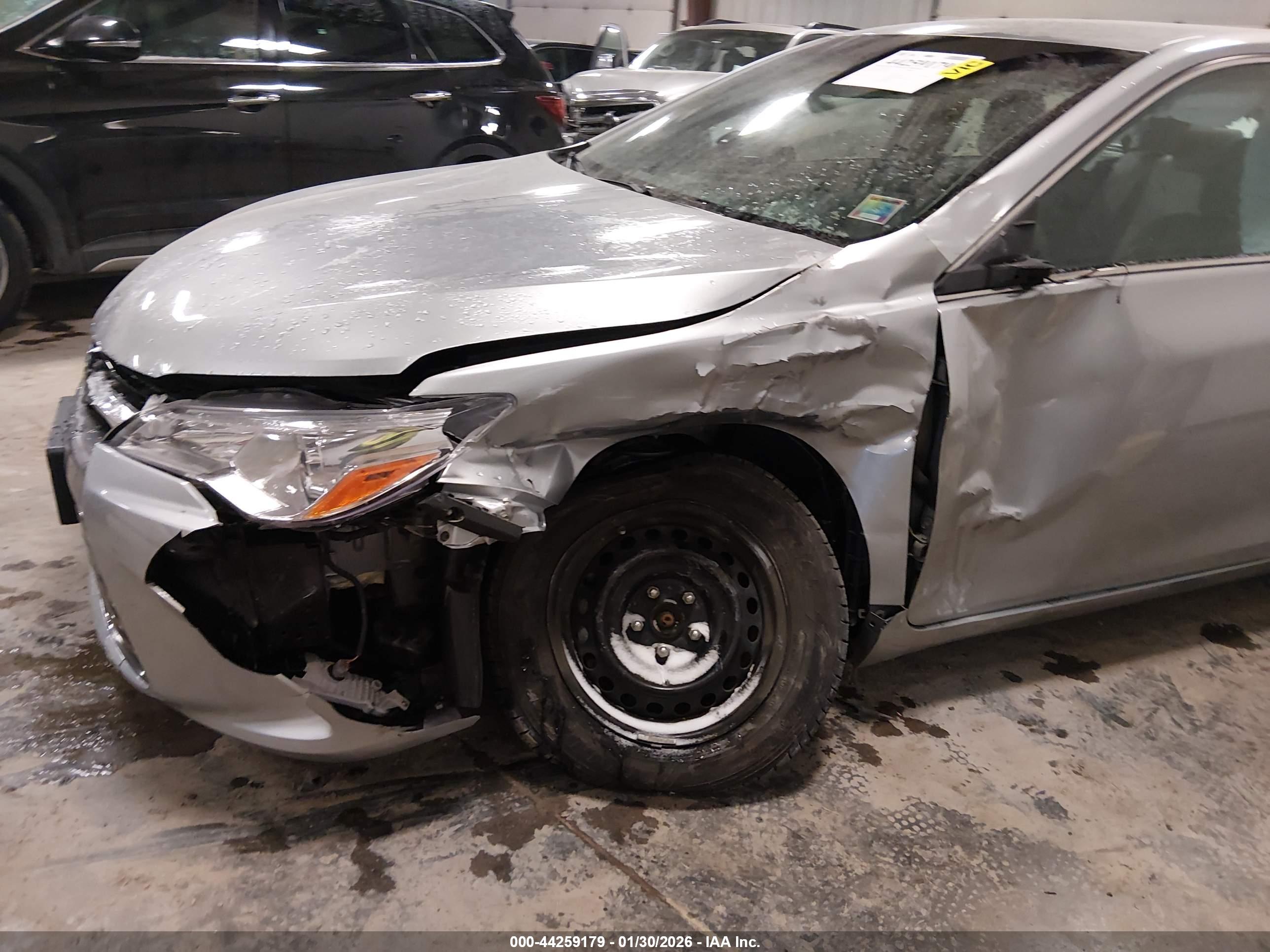 TOYOTA CAMRY image 6