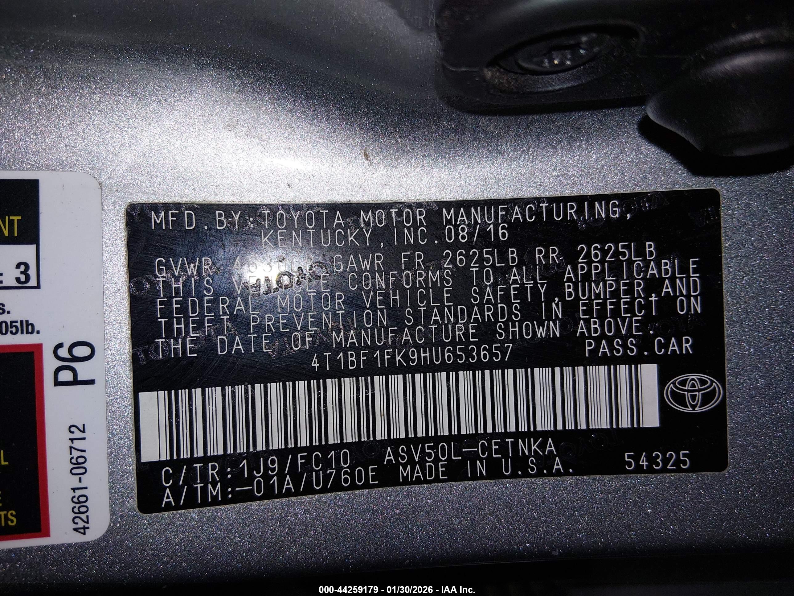 TOYOTA CAMRY image 9