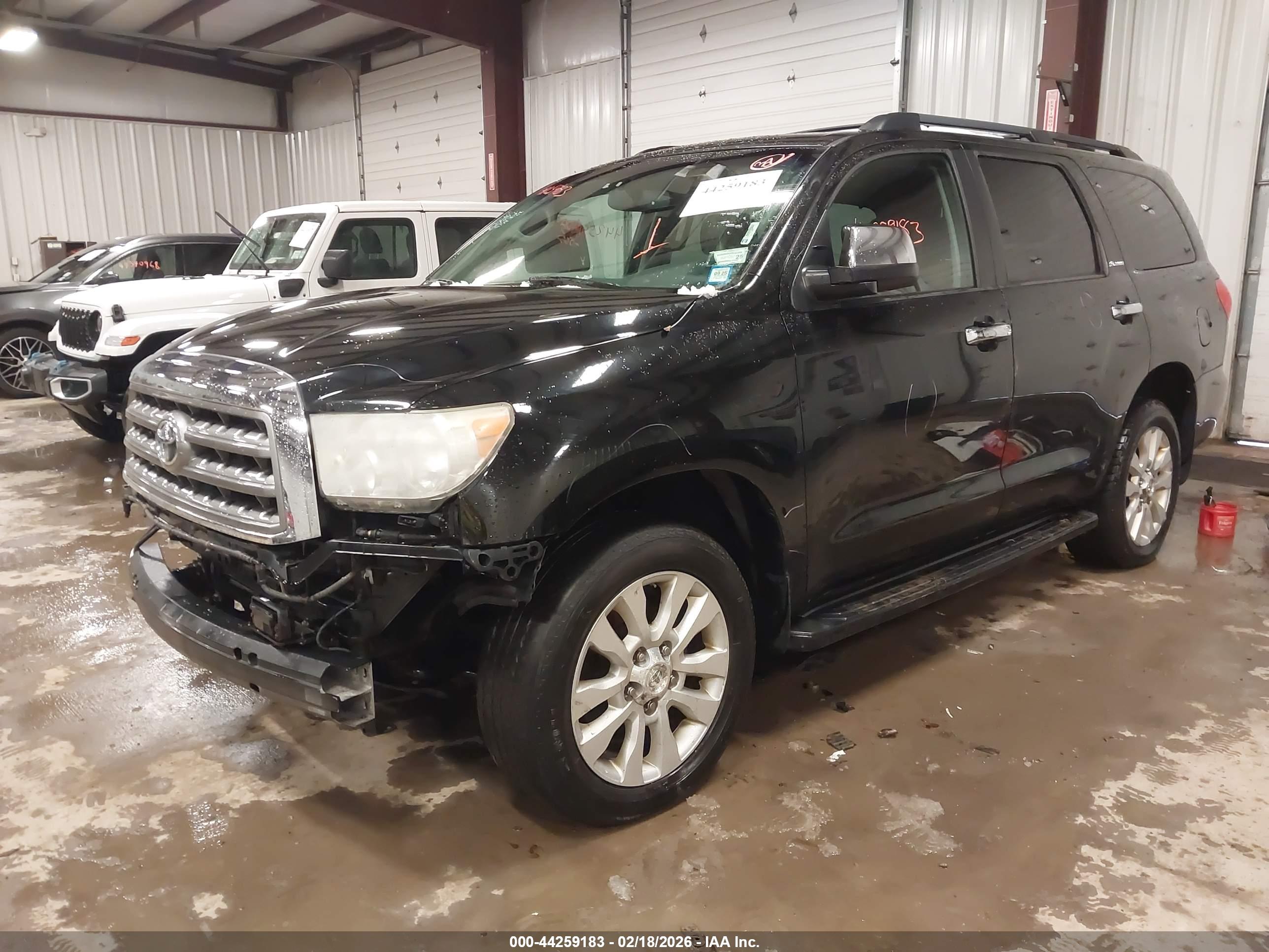 TOYOTA SEQUOIA image 2