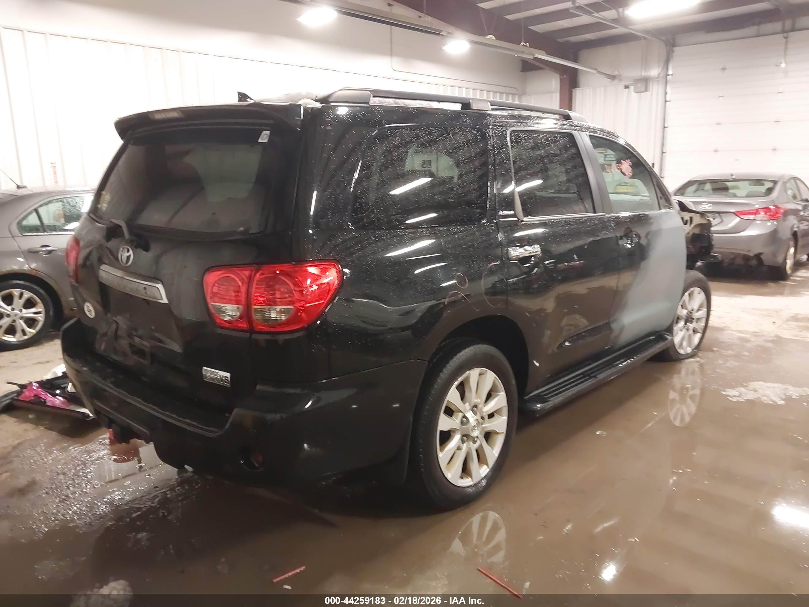 TOYOTA SEQUOIA image 4
