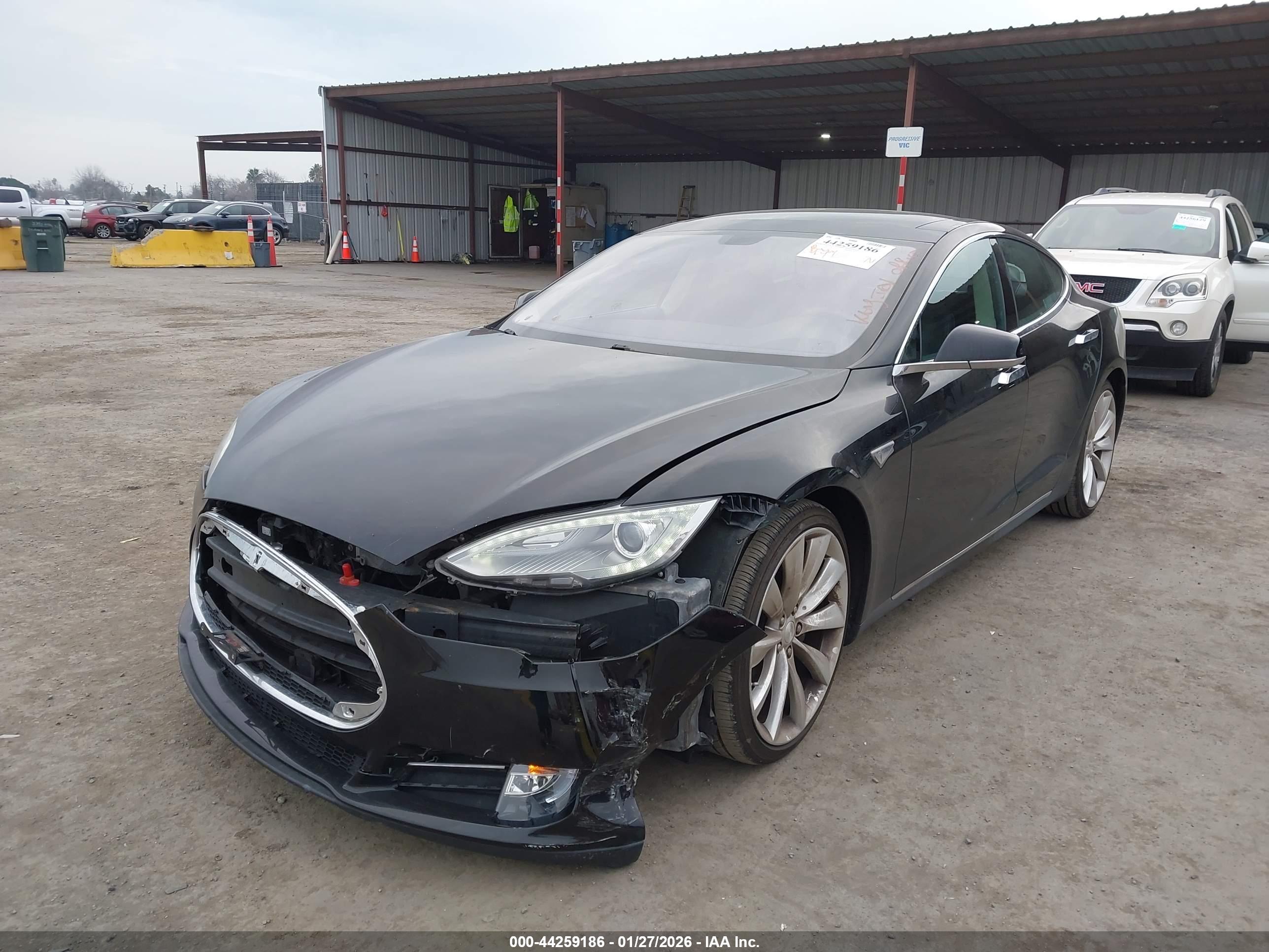 TESLA MODEL image 6