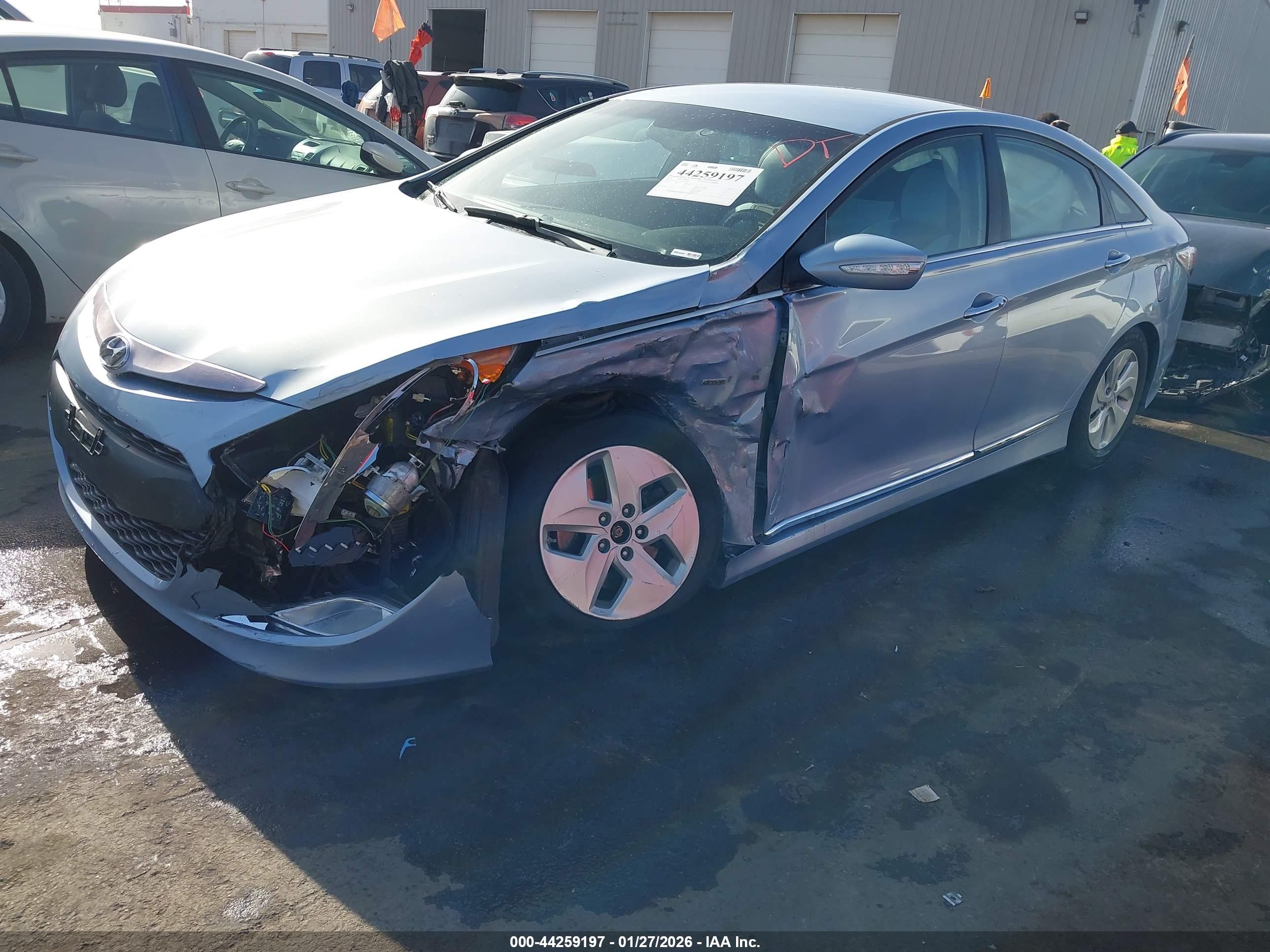 HYUNDAI SONATA image 2
