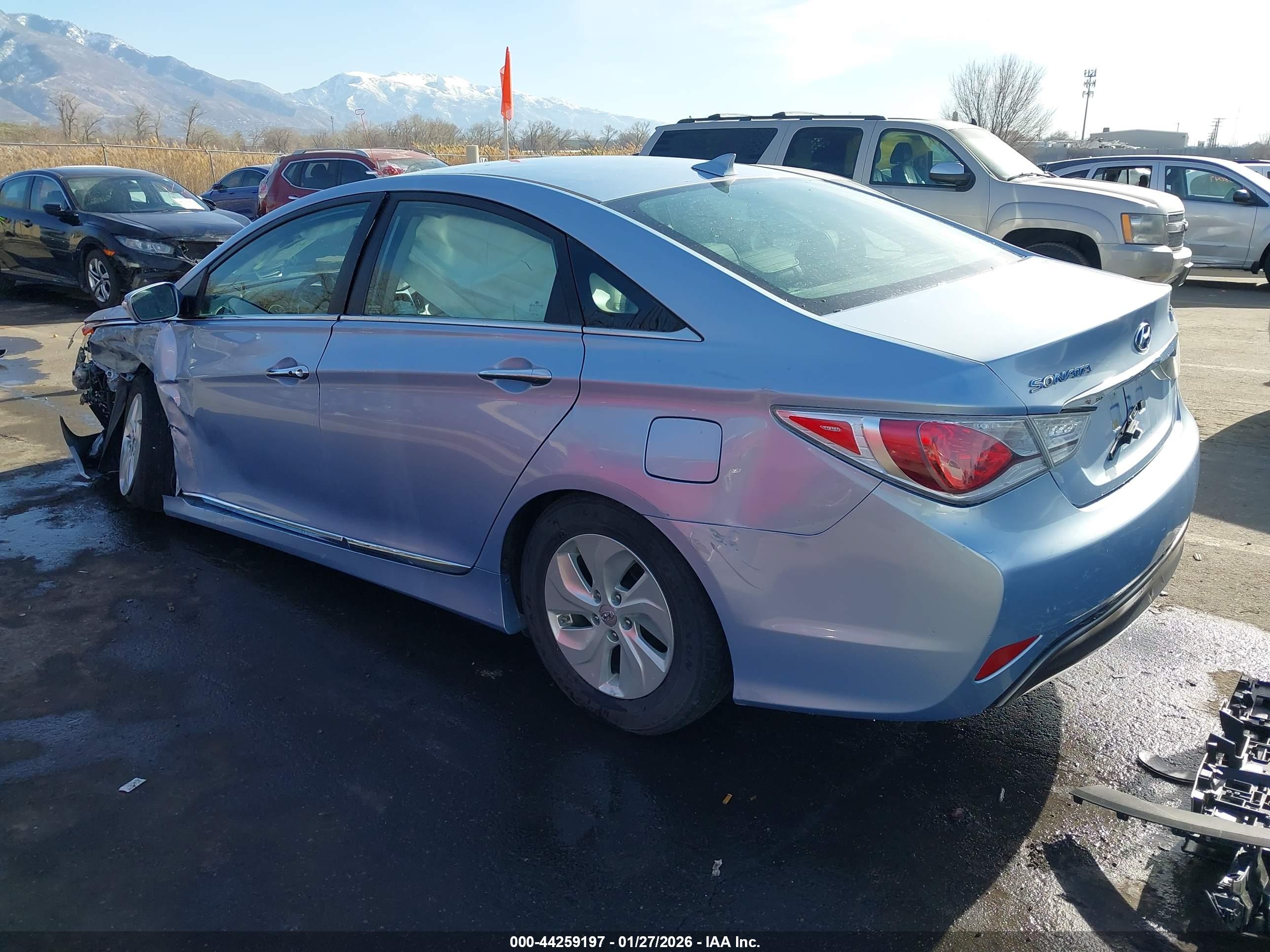 HYUNDAI SONATA image 3