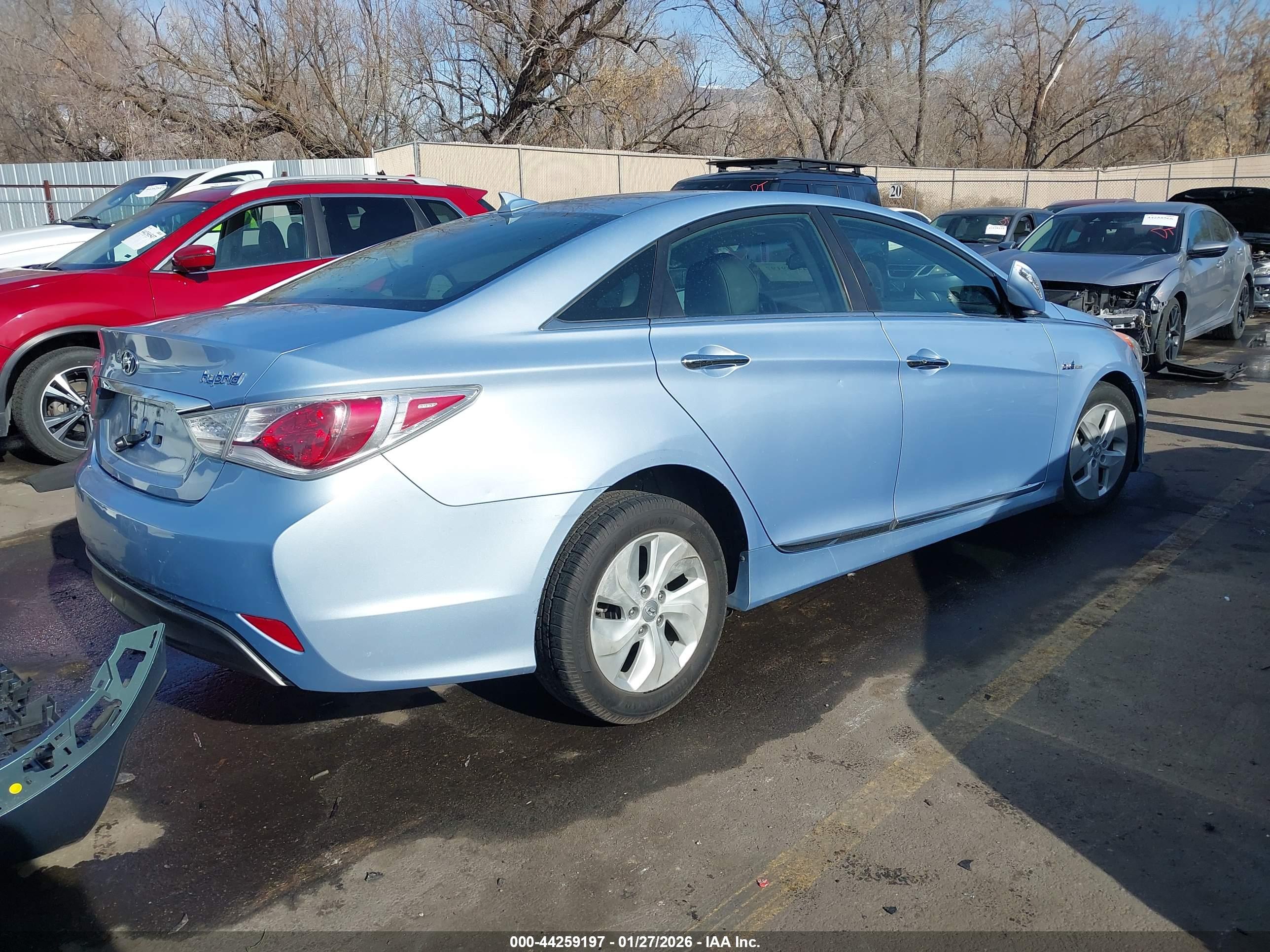 HYUNDAI SONATA image 4