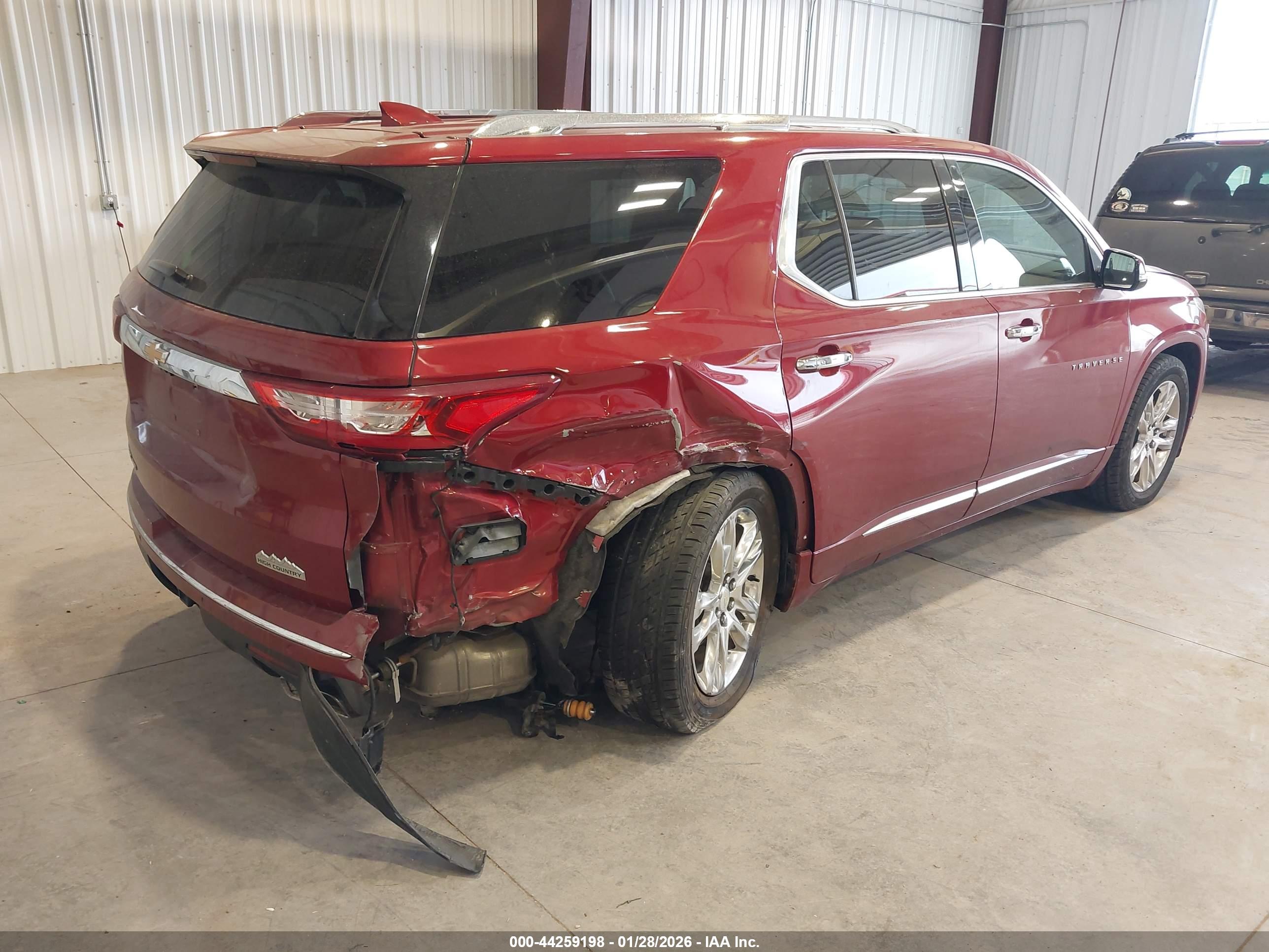CHEVROLET TRAVERSE image 4