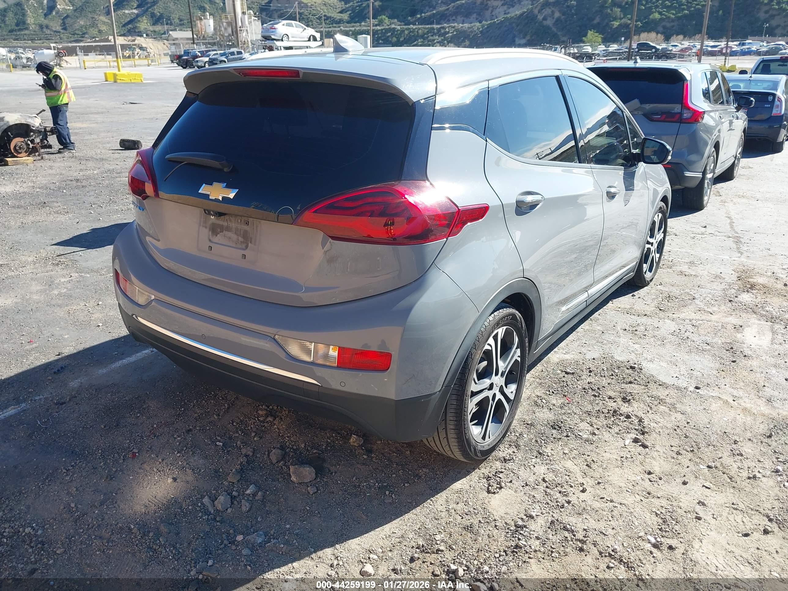 CHEVROLET BOLT image 4