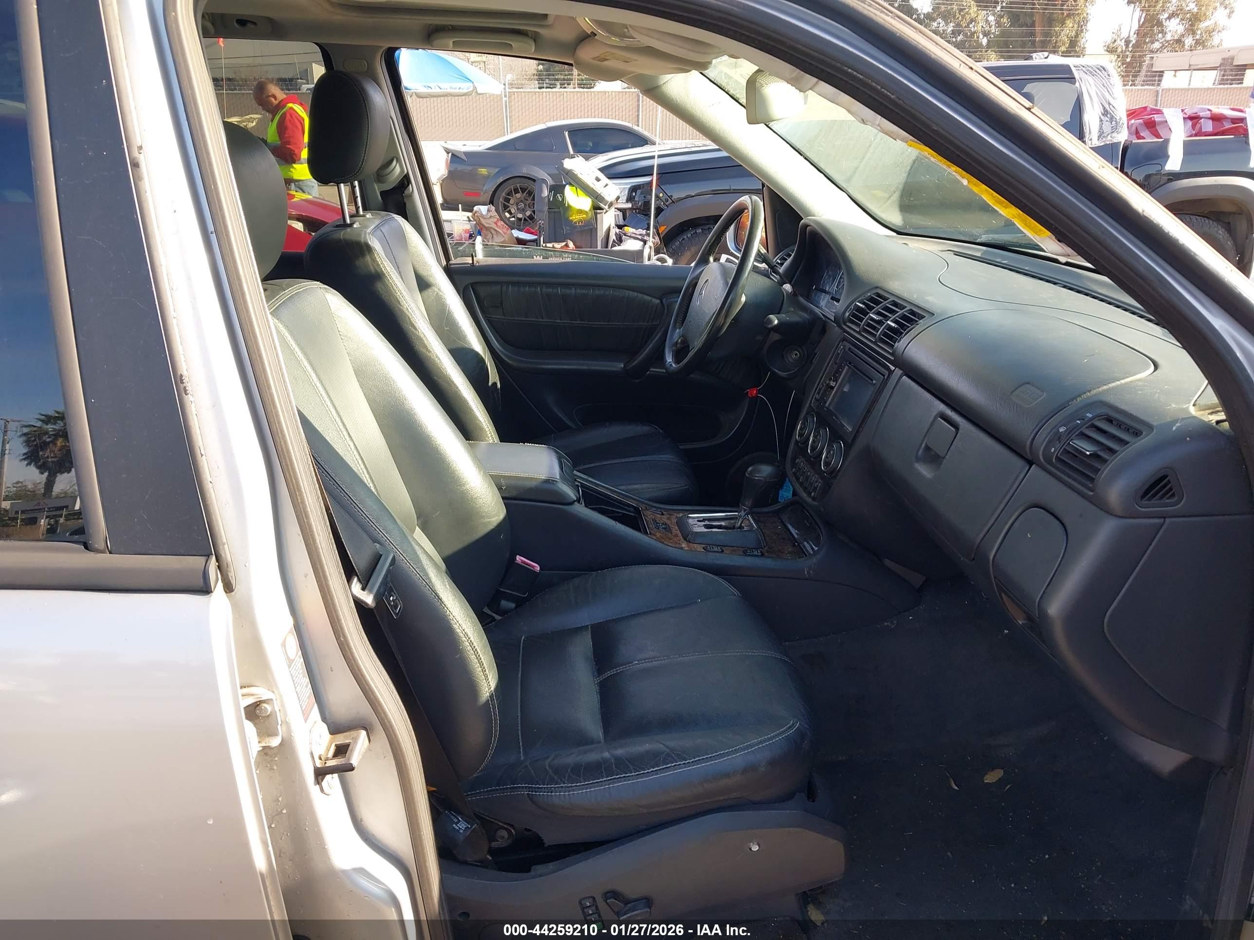 MERCEDES-BENZ ML image 5