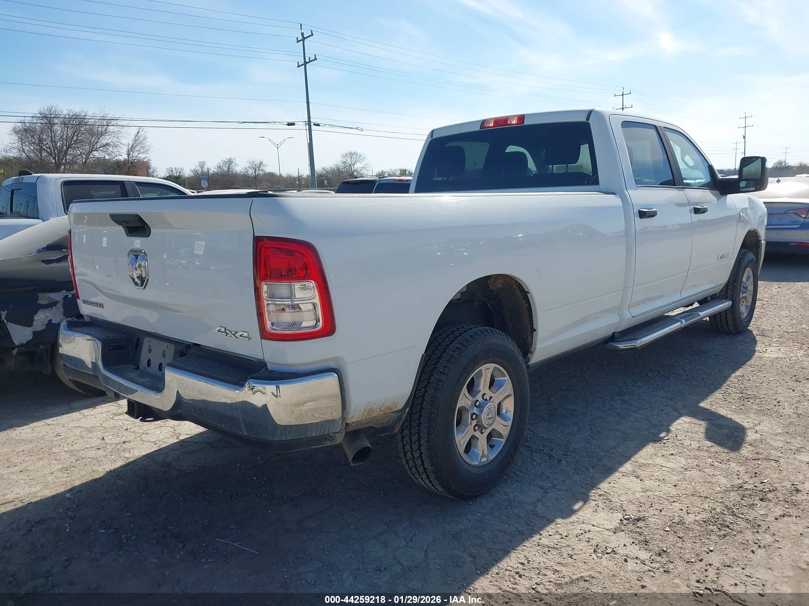 RAM 2500 image 4
