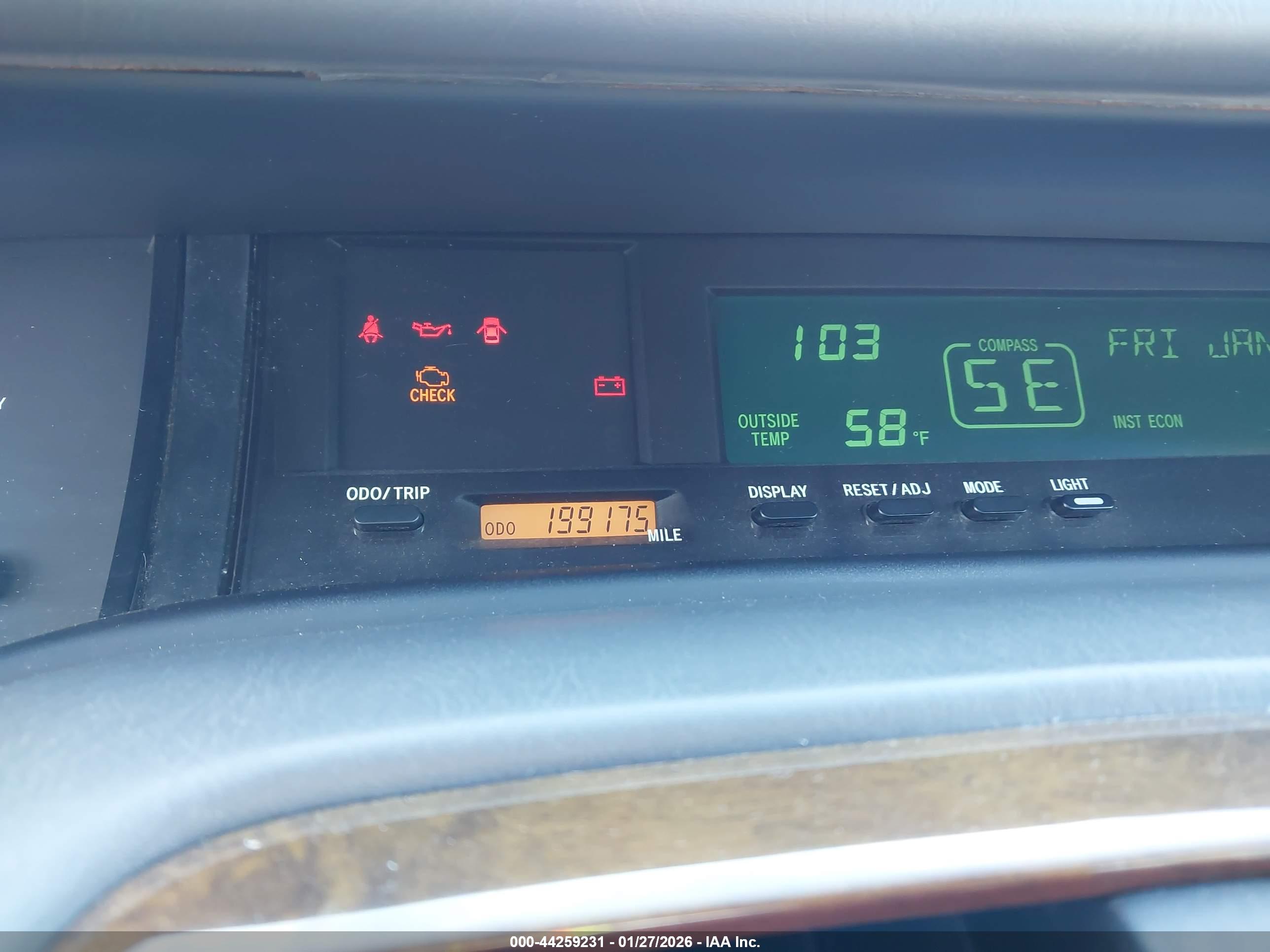 TOYOTA AVALON image 7