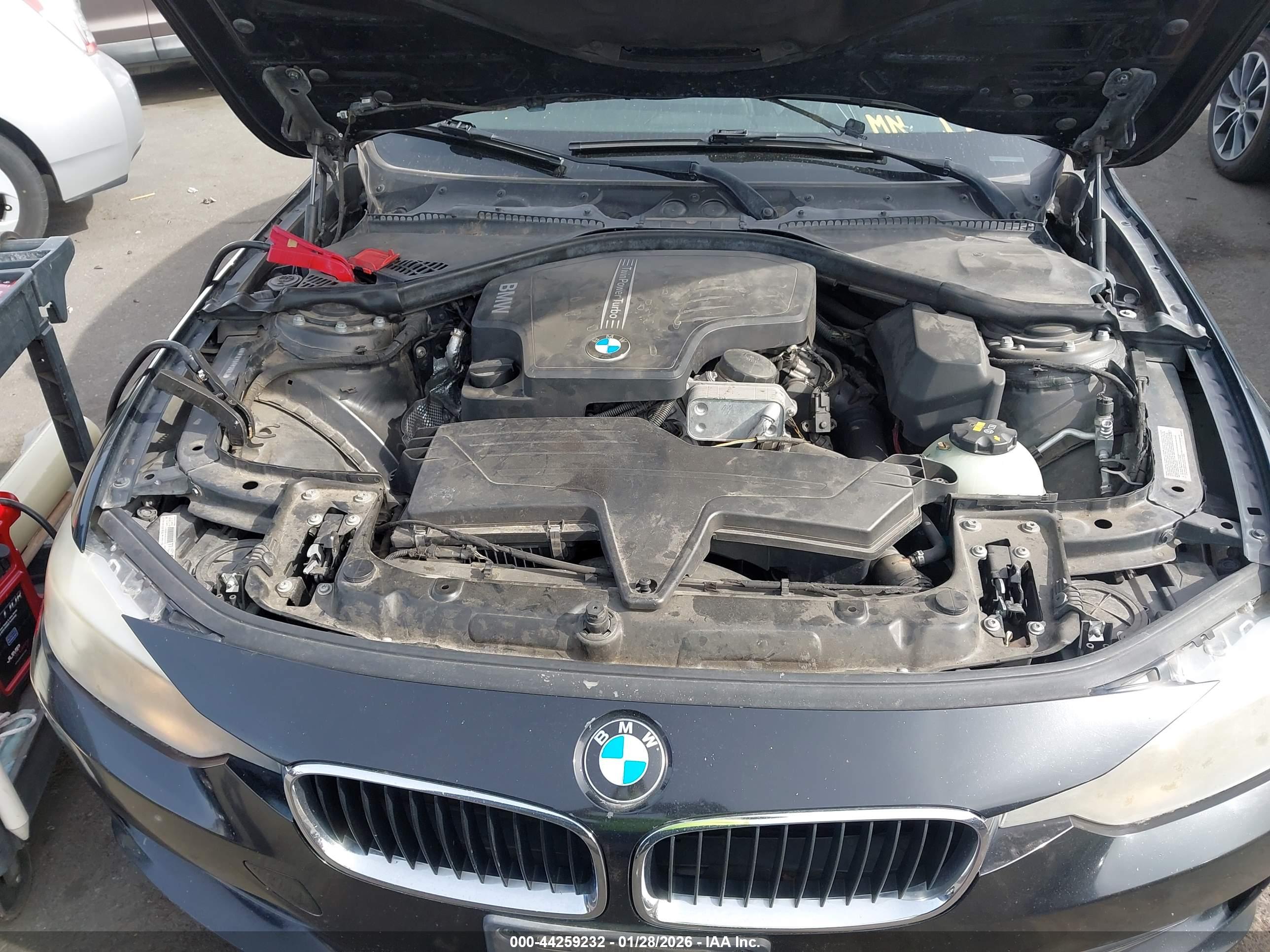 BMW 328I image 10