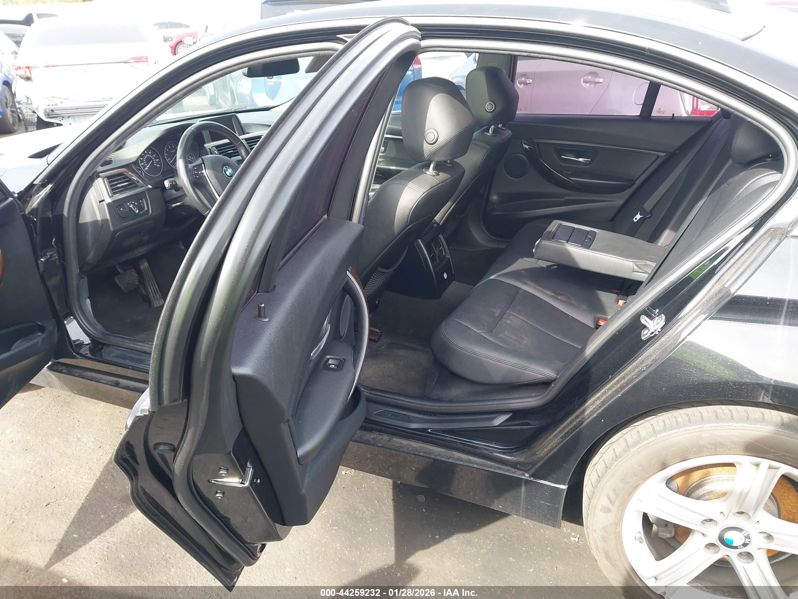 BMW 328I image 8