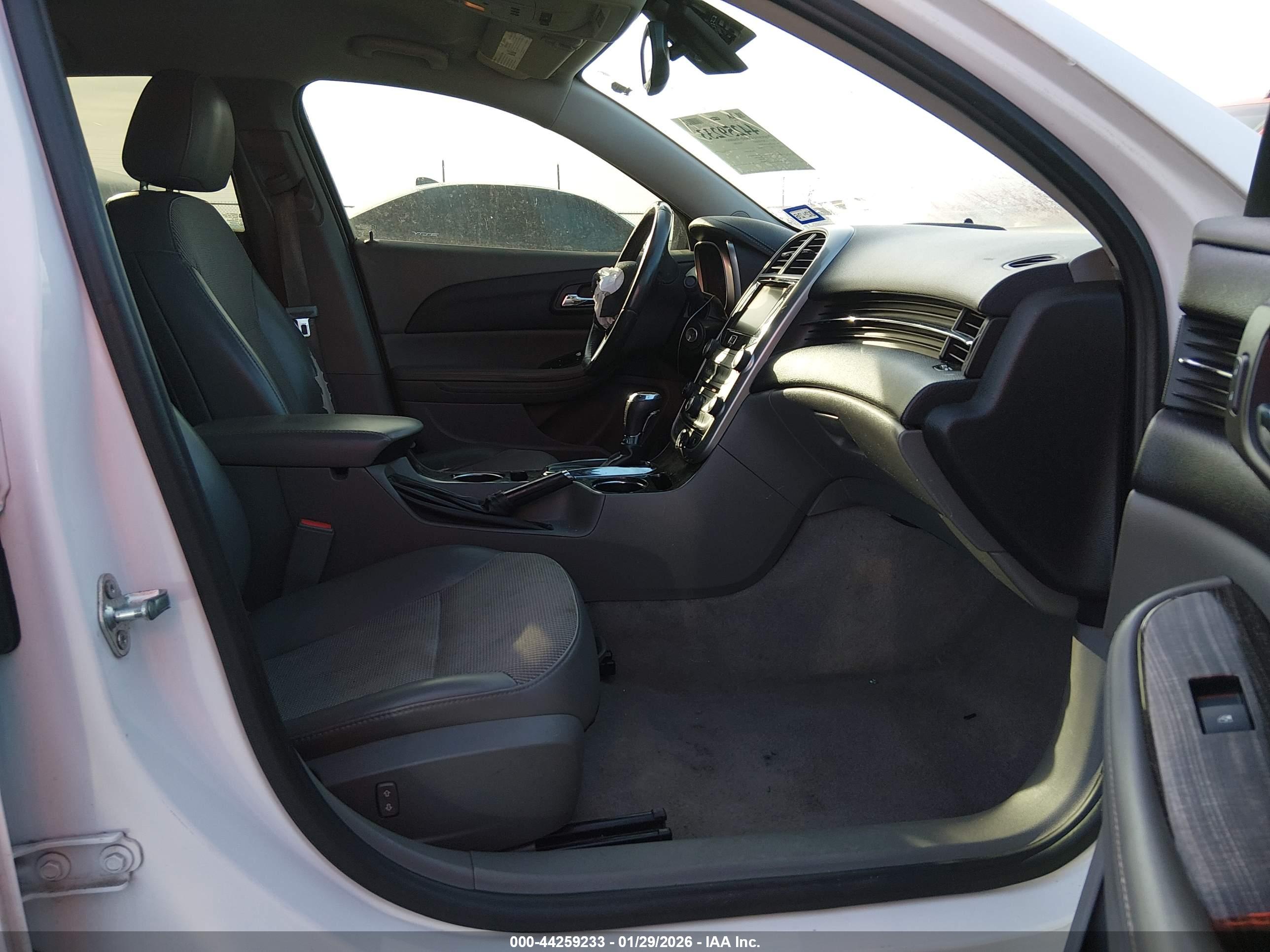 CHEVROLET MALIBU image 5