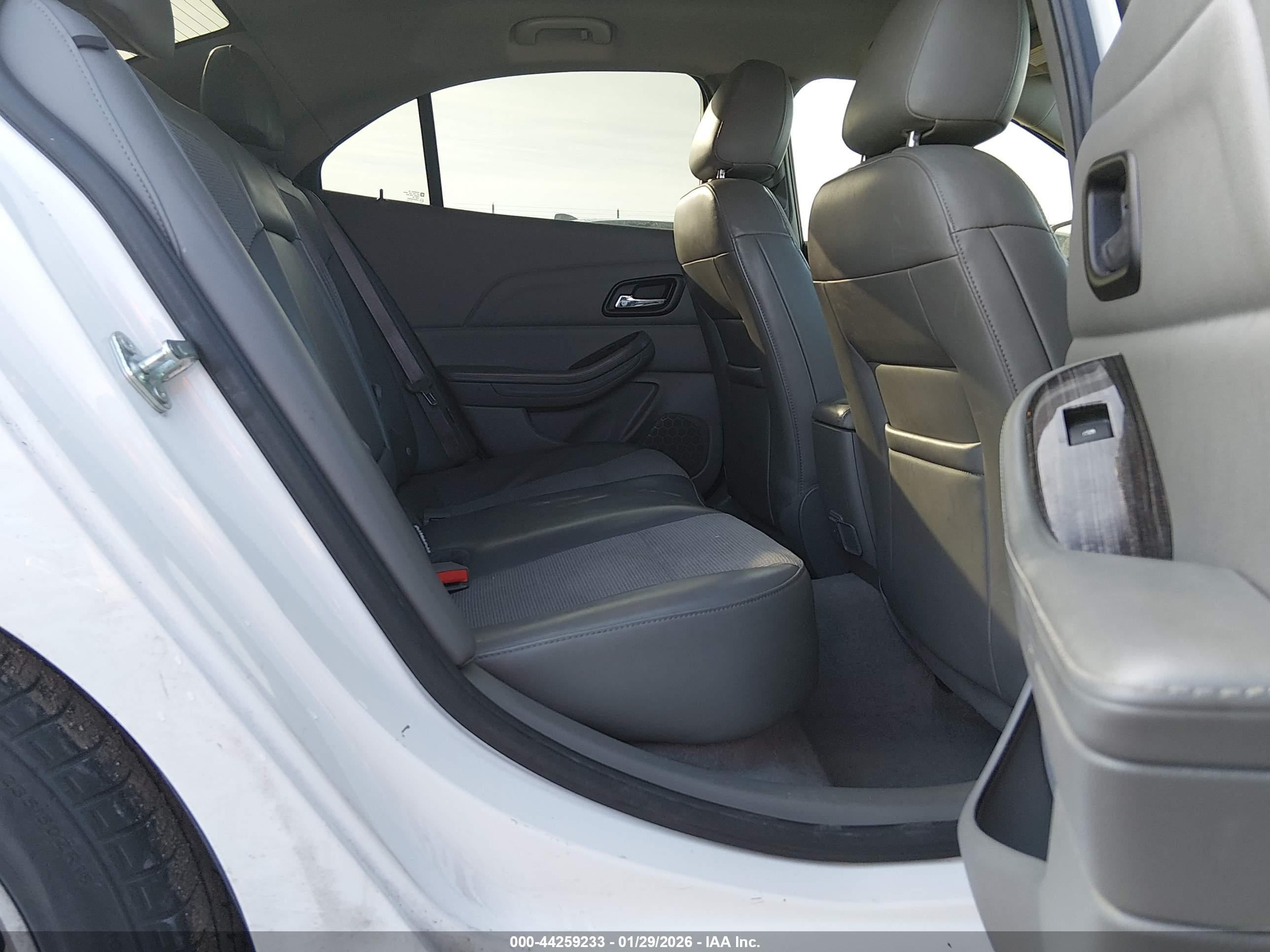 CHEVROLET MALIBU image 8