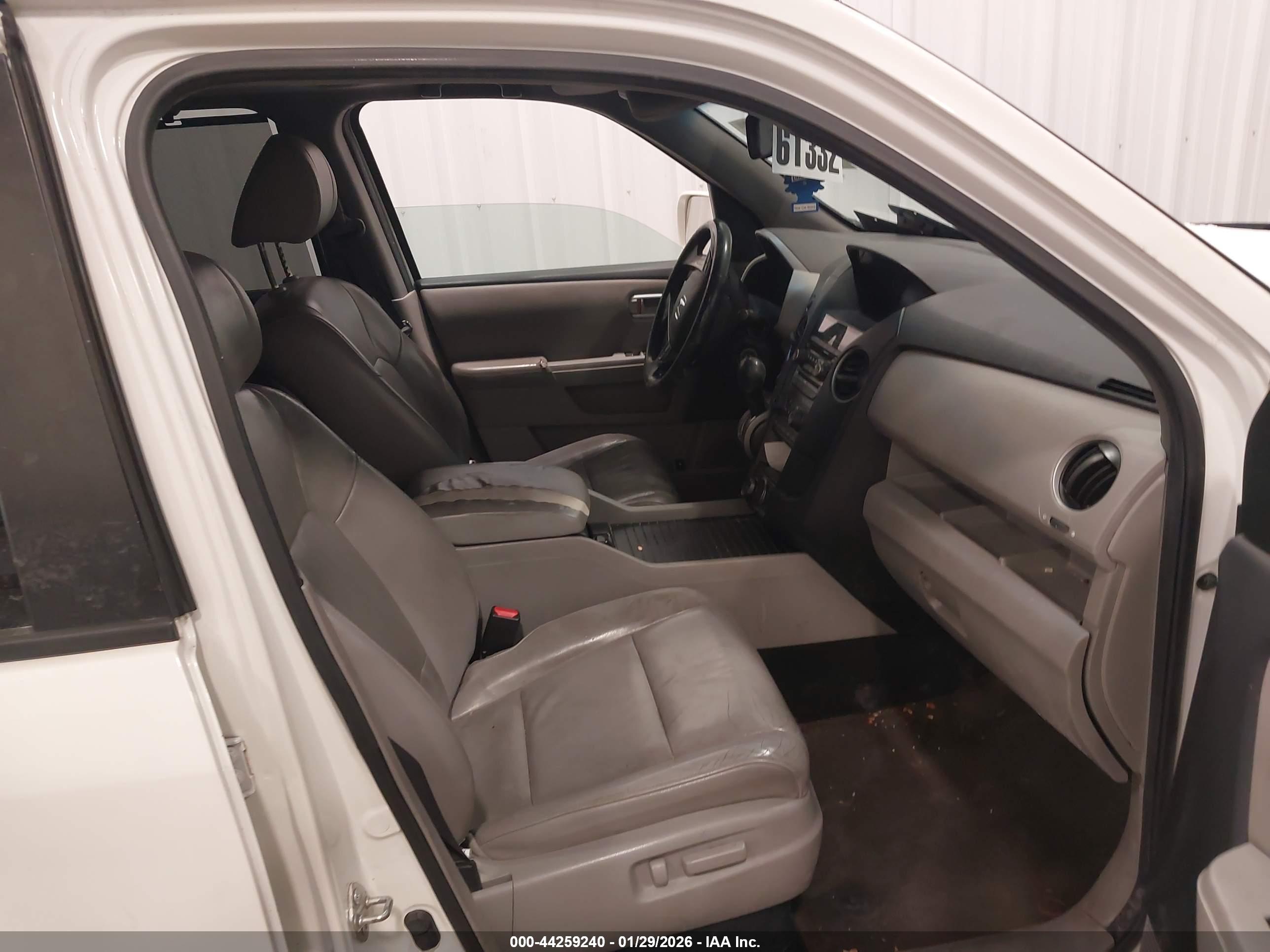 HONDA PILOT image 5