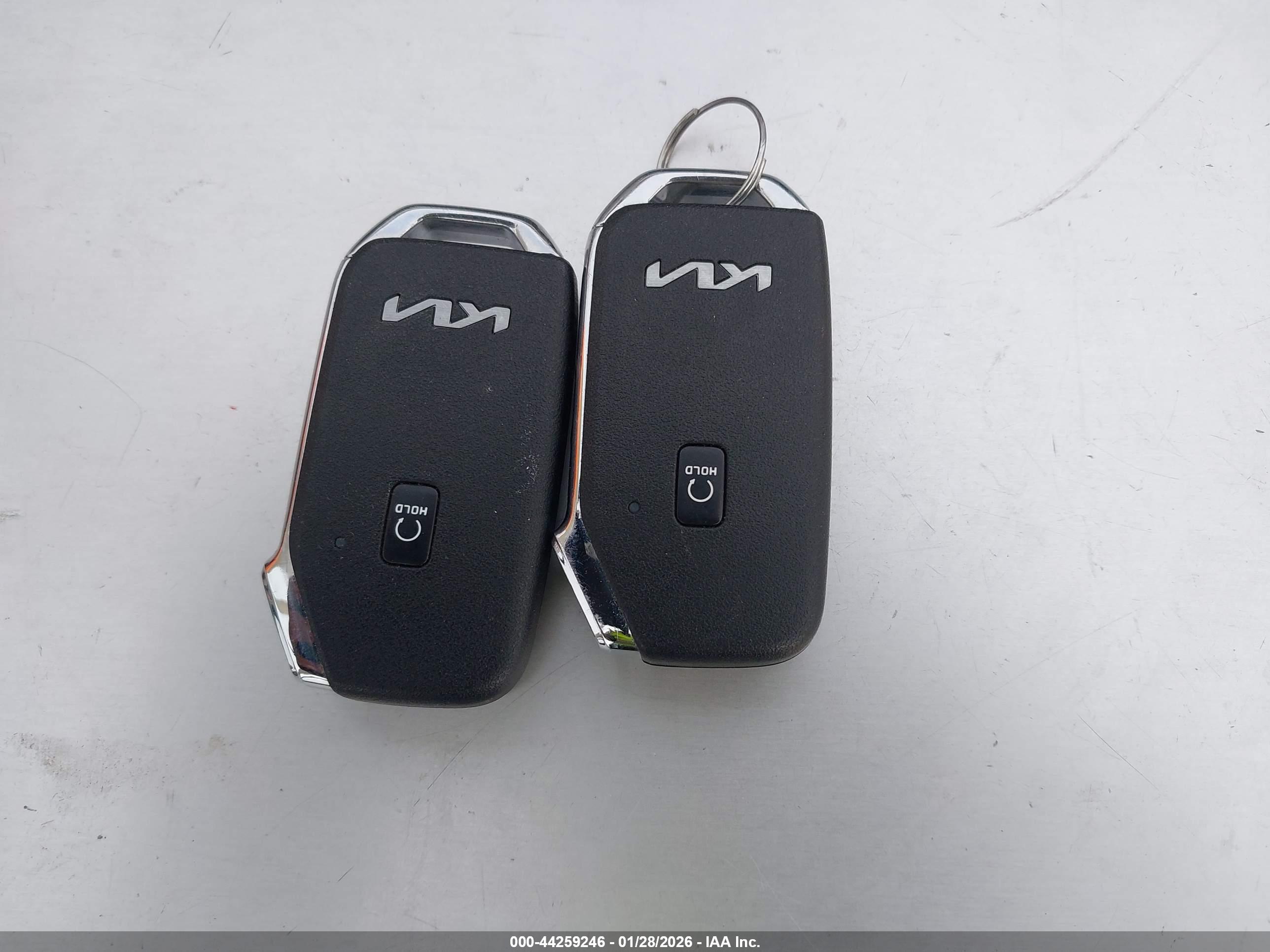 KIA SPORTAGE image 11