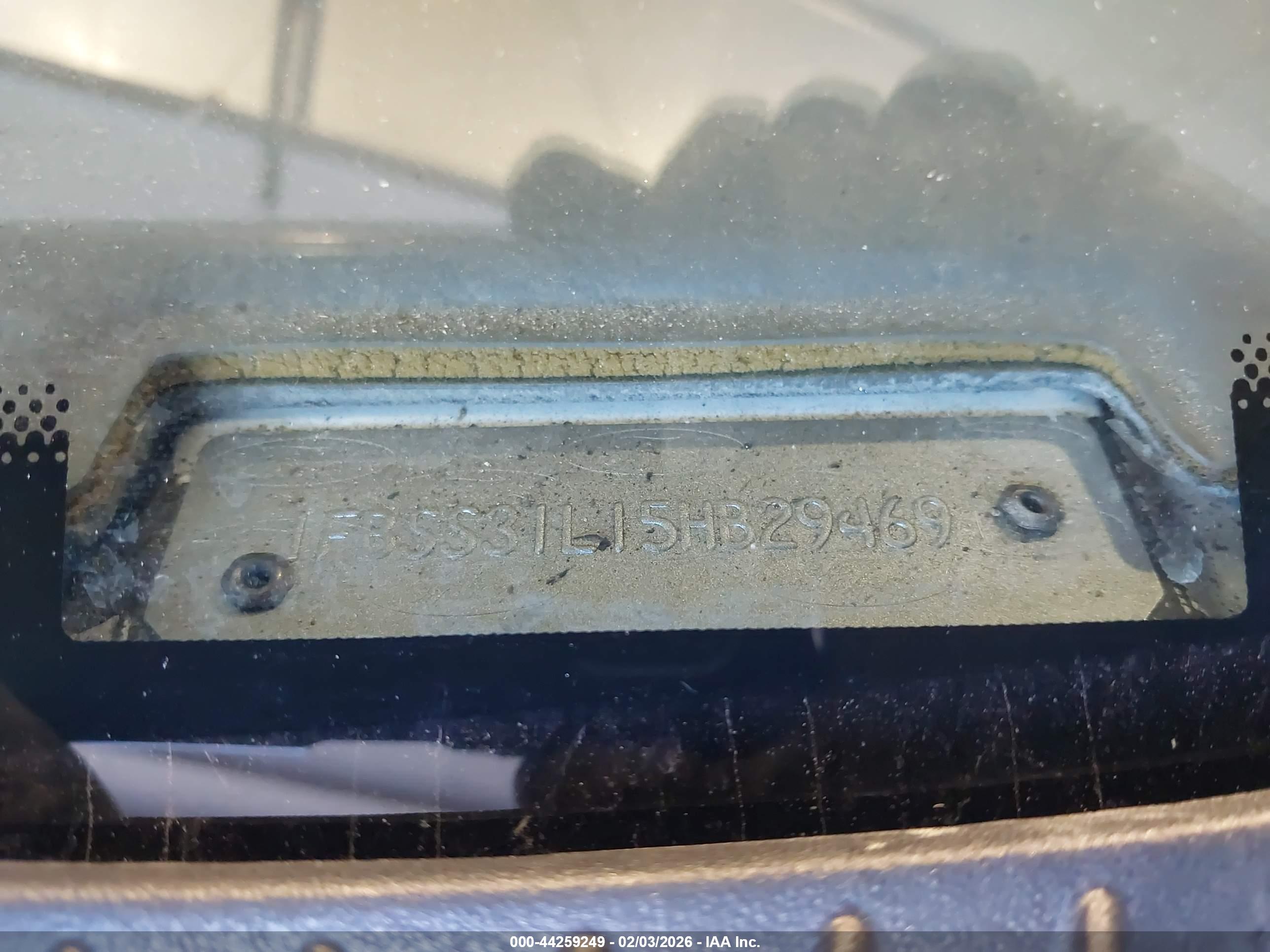 FORD E-350 image 9
