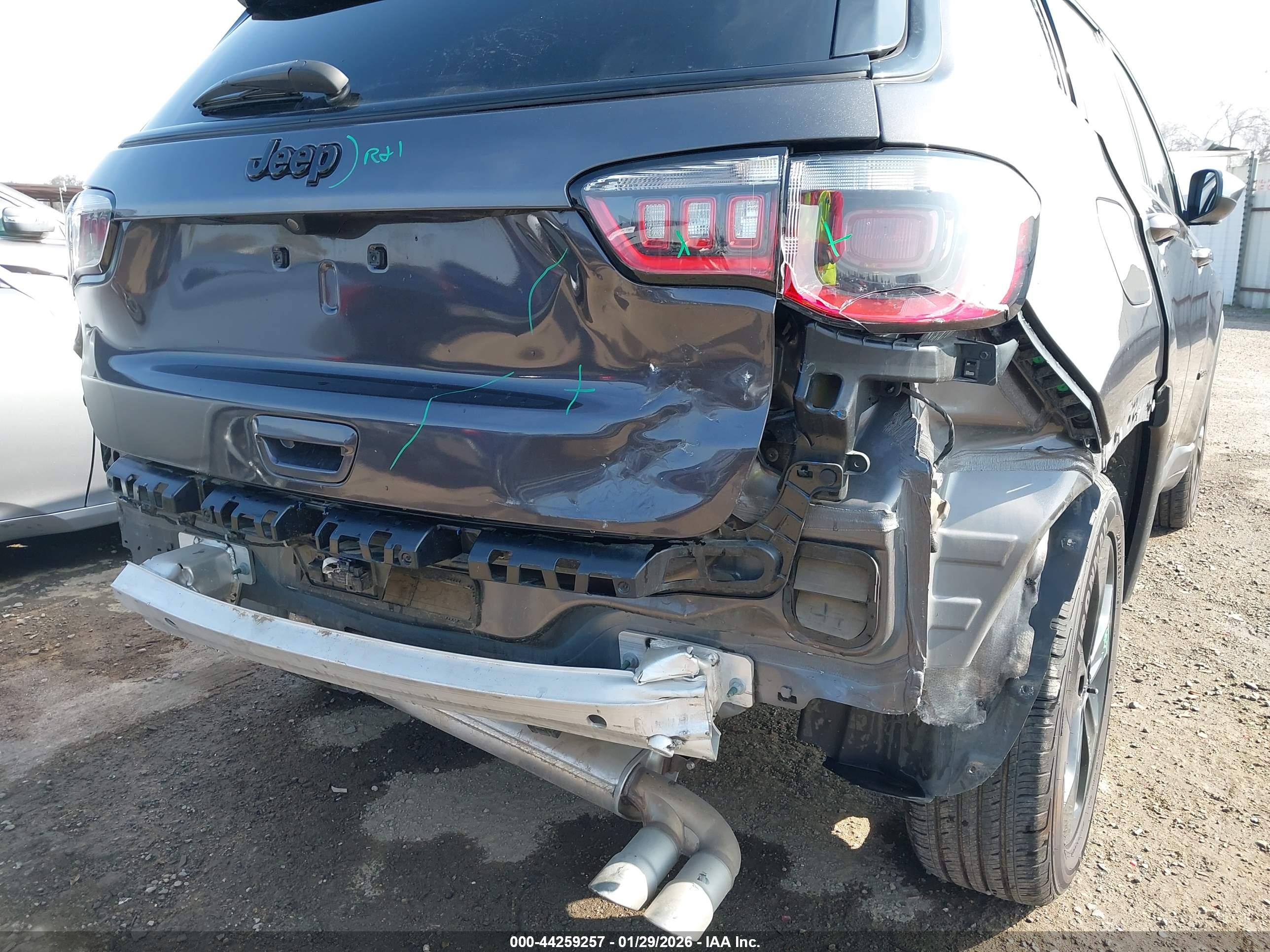 JEEP COMPASS image 6