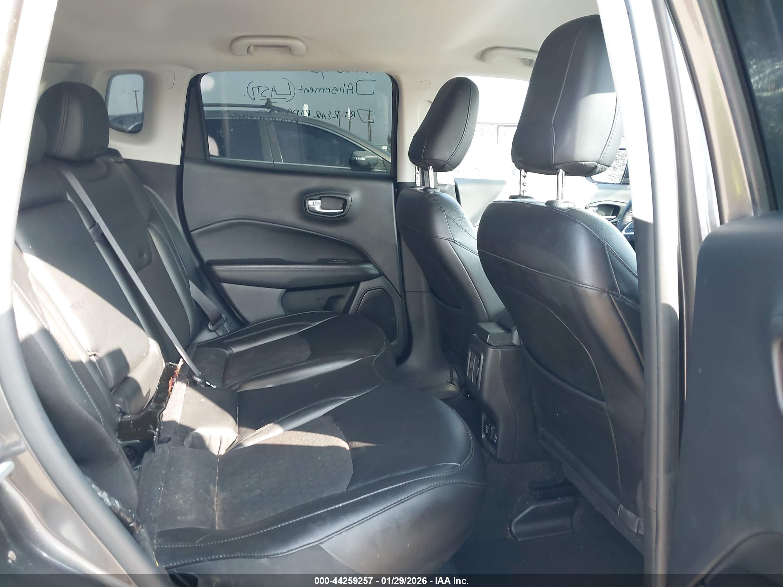 JEEP COMPASS image 8
