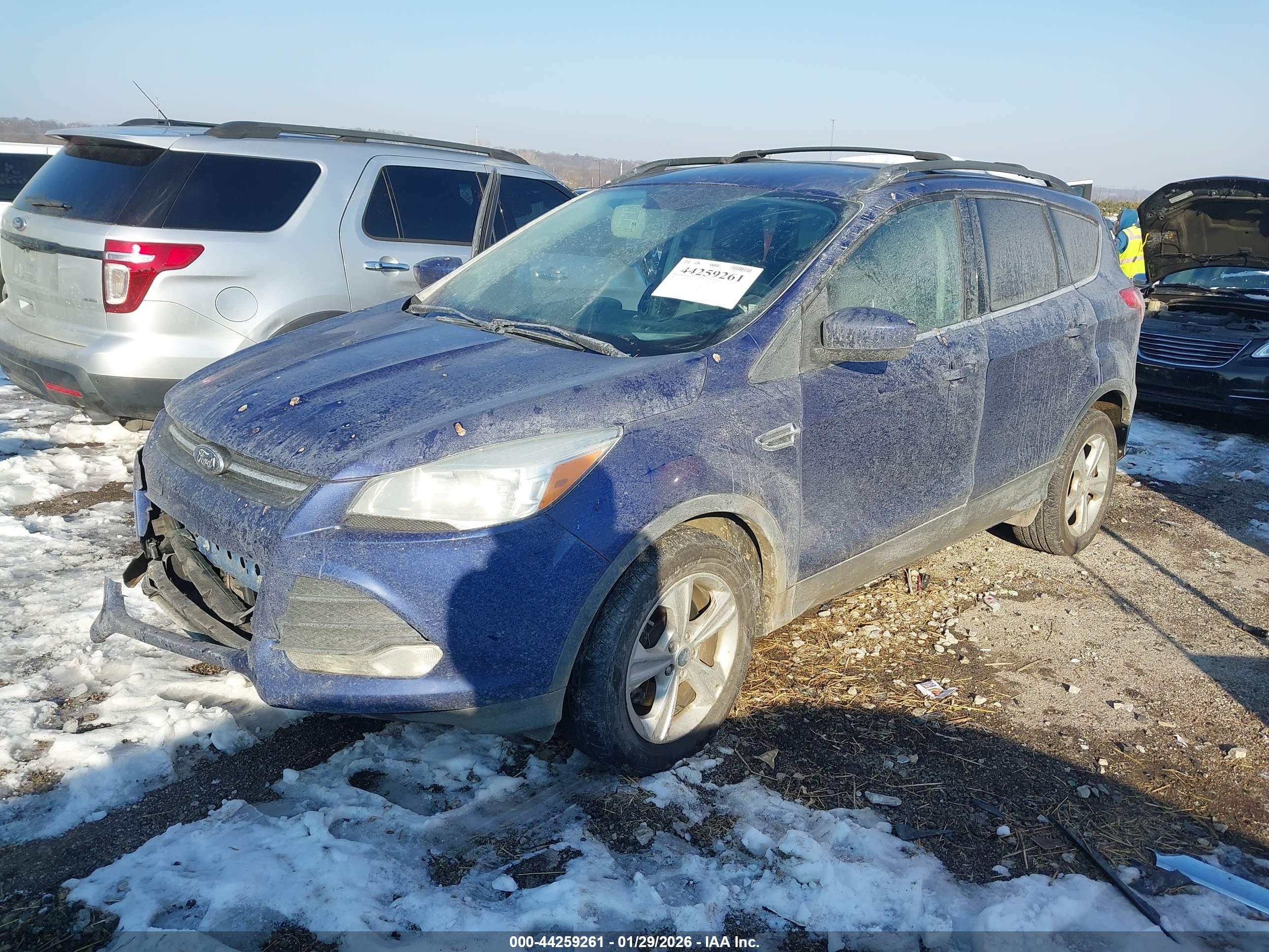 FORD ESCAPE image 2