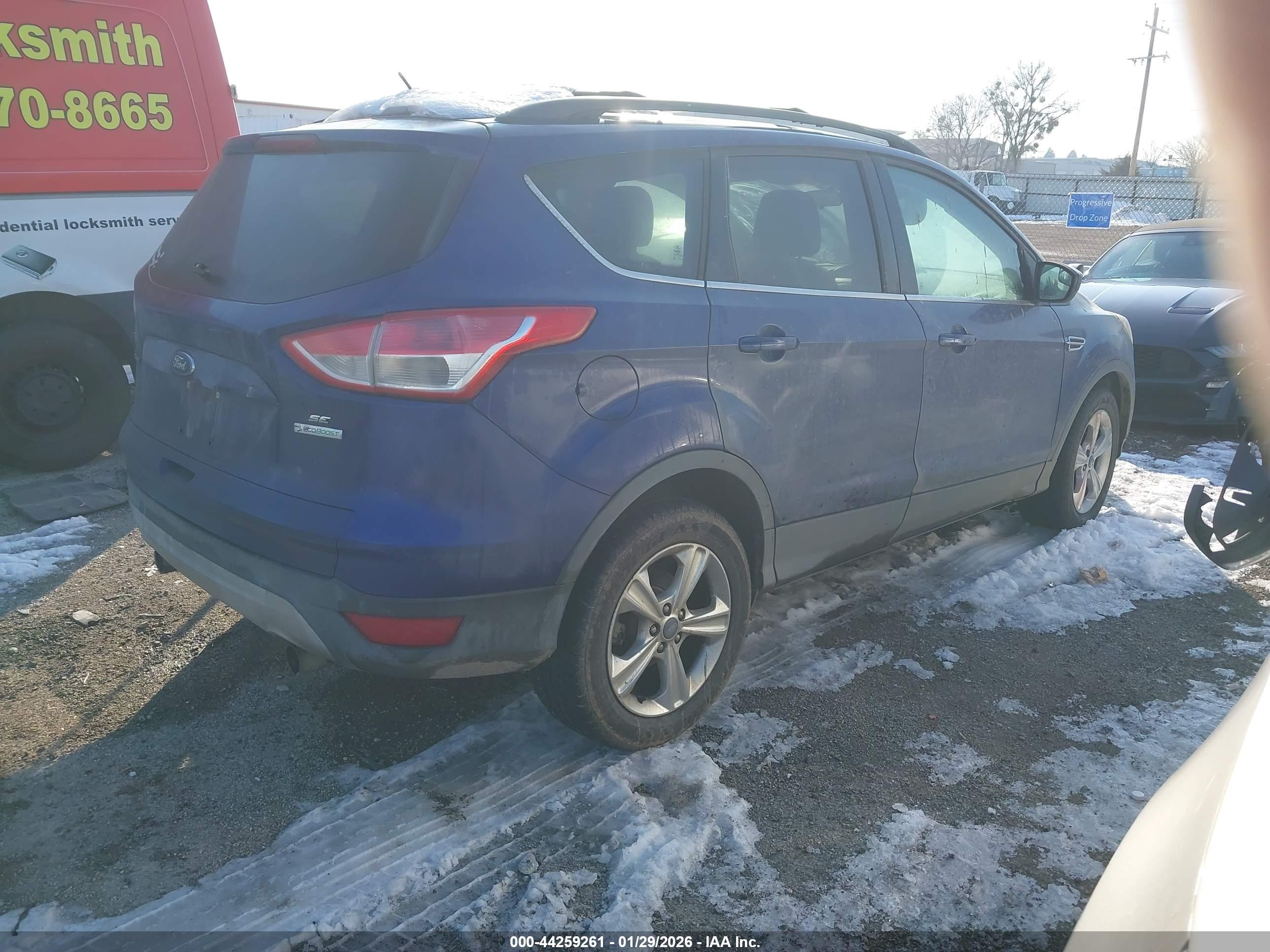 FORD ESCAPE image 4