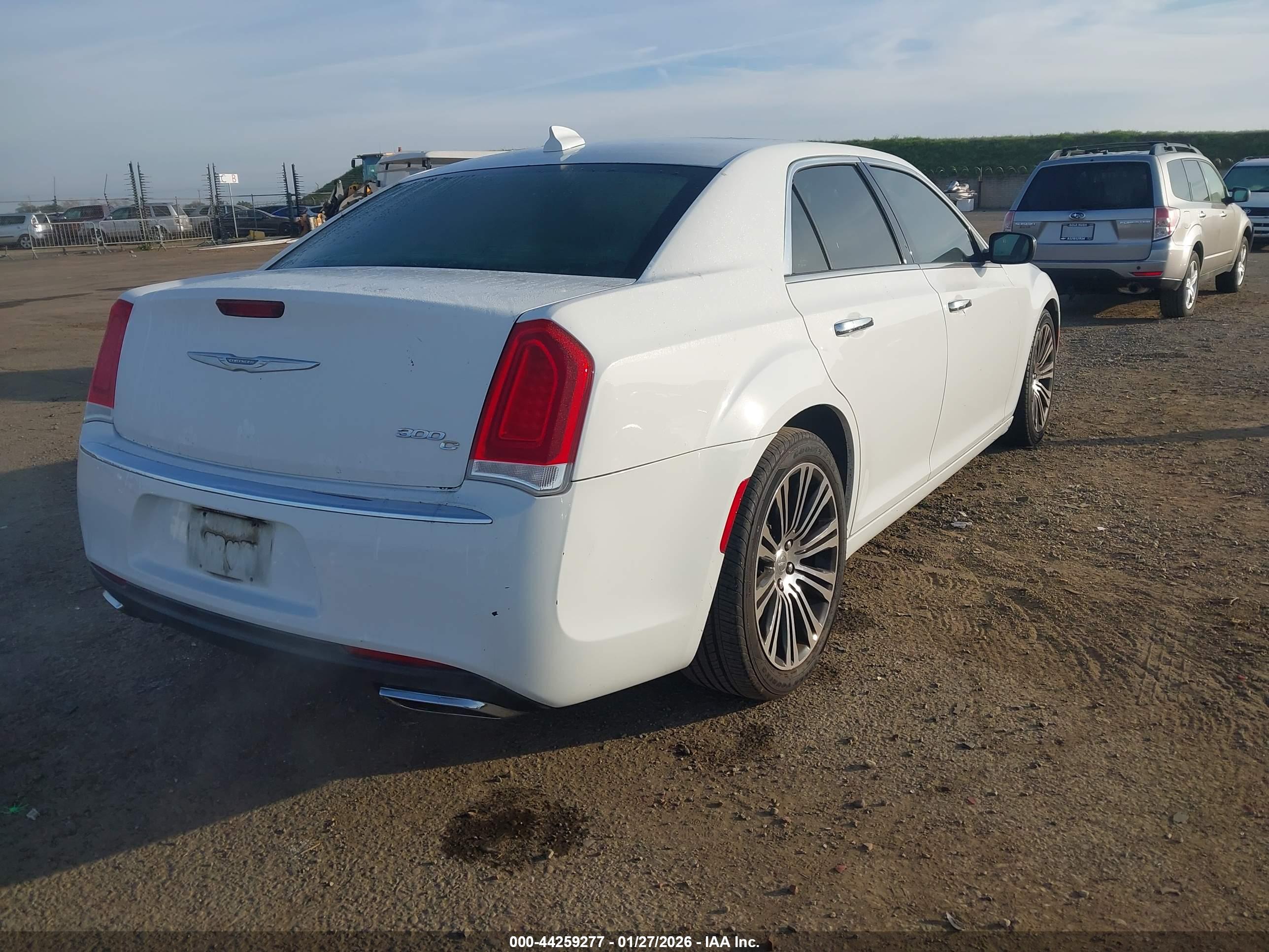 CHRYSLER 300C image 4