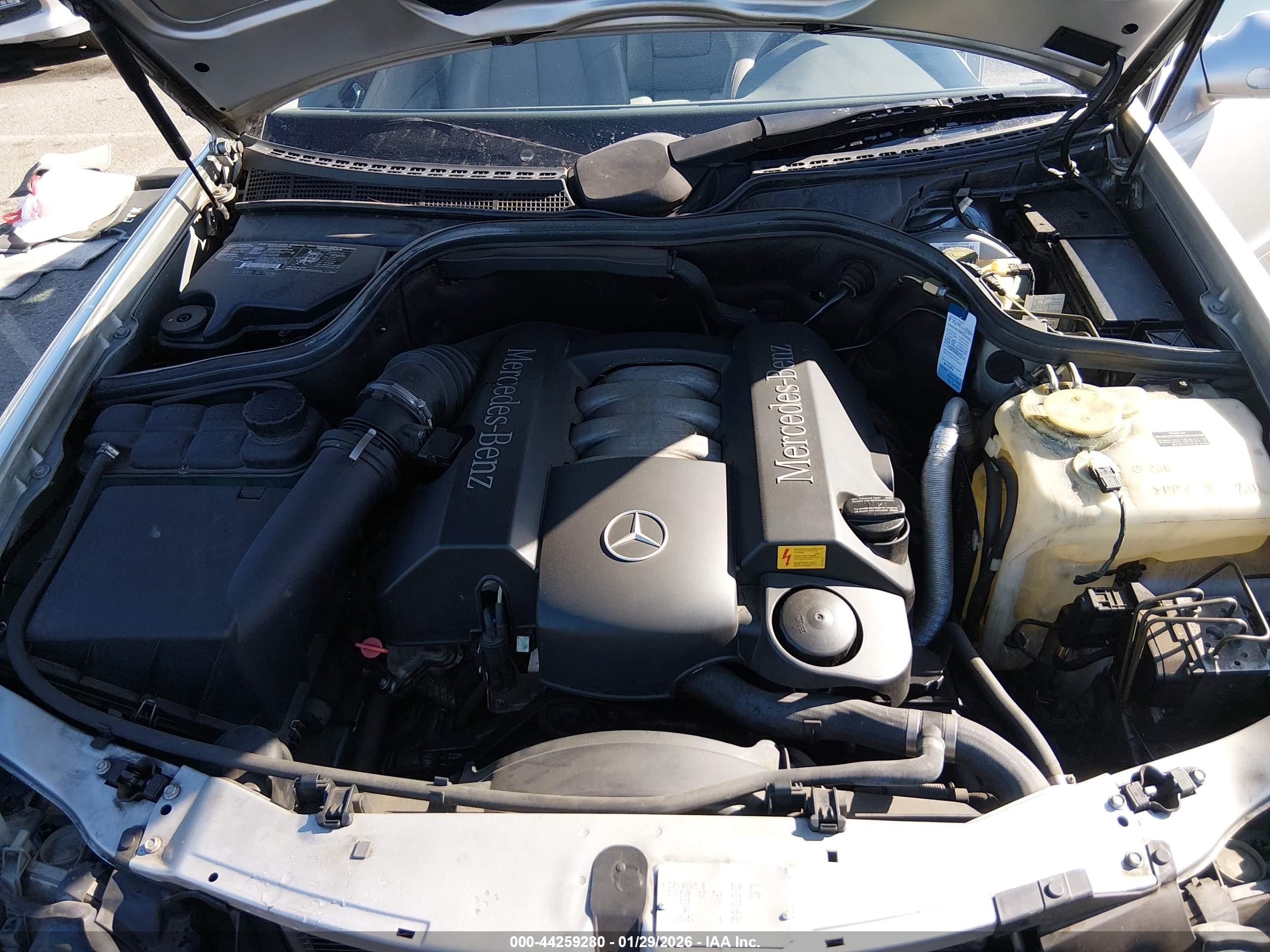 MERCEDES-BENZ CLK image 10