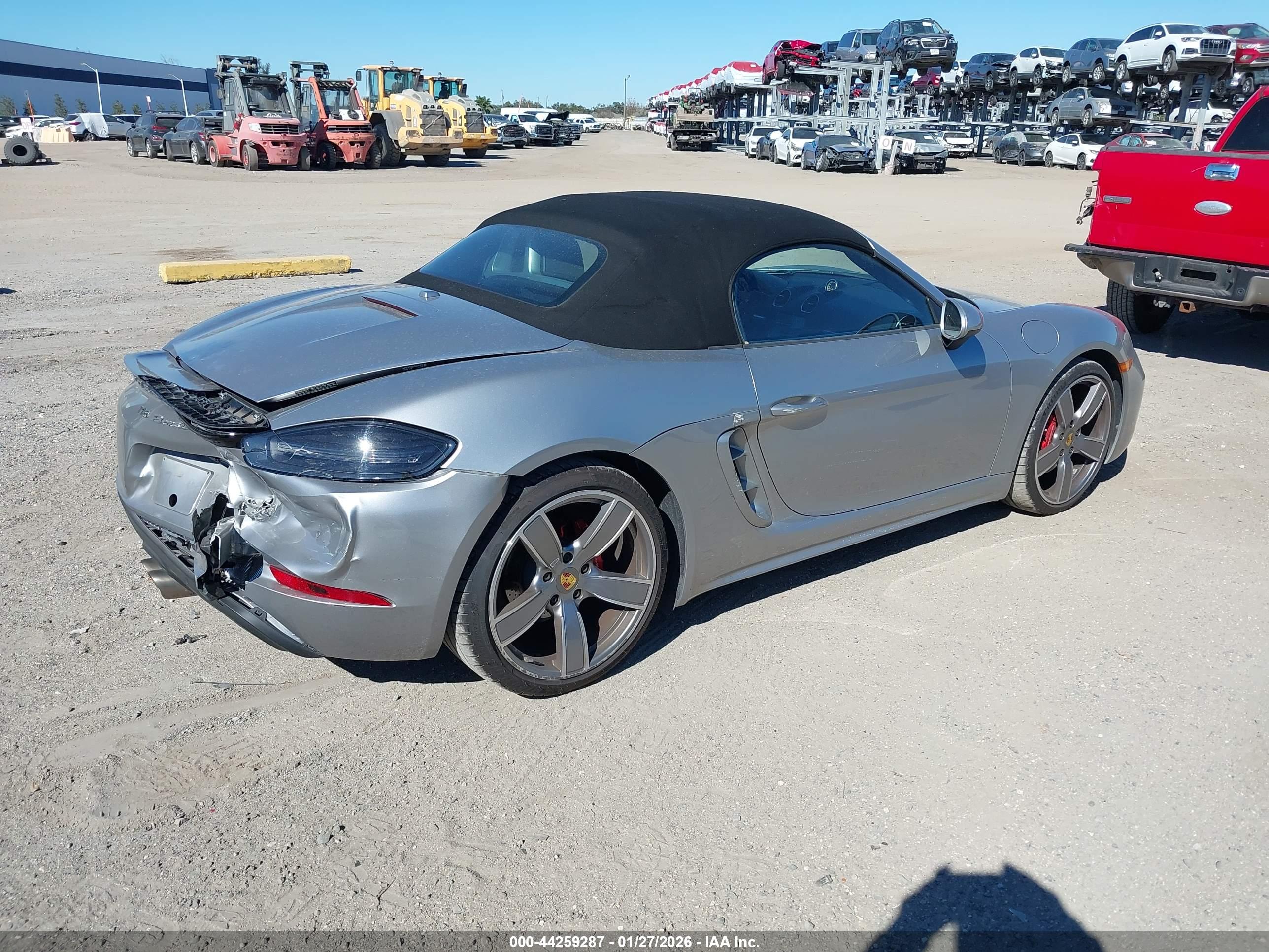 PORSCHE 718 image 4