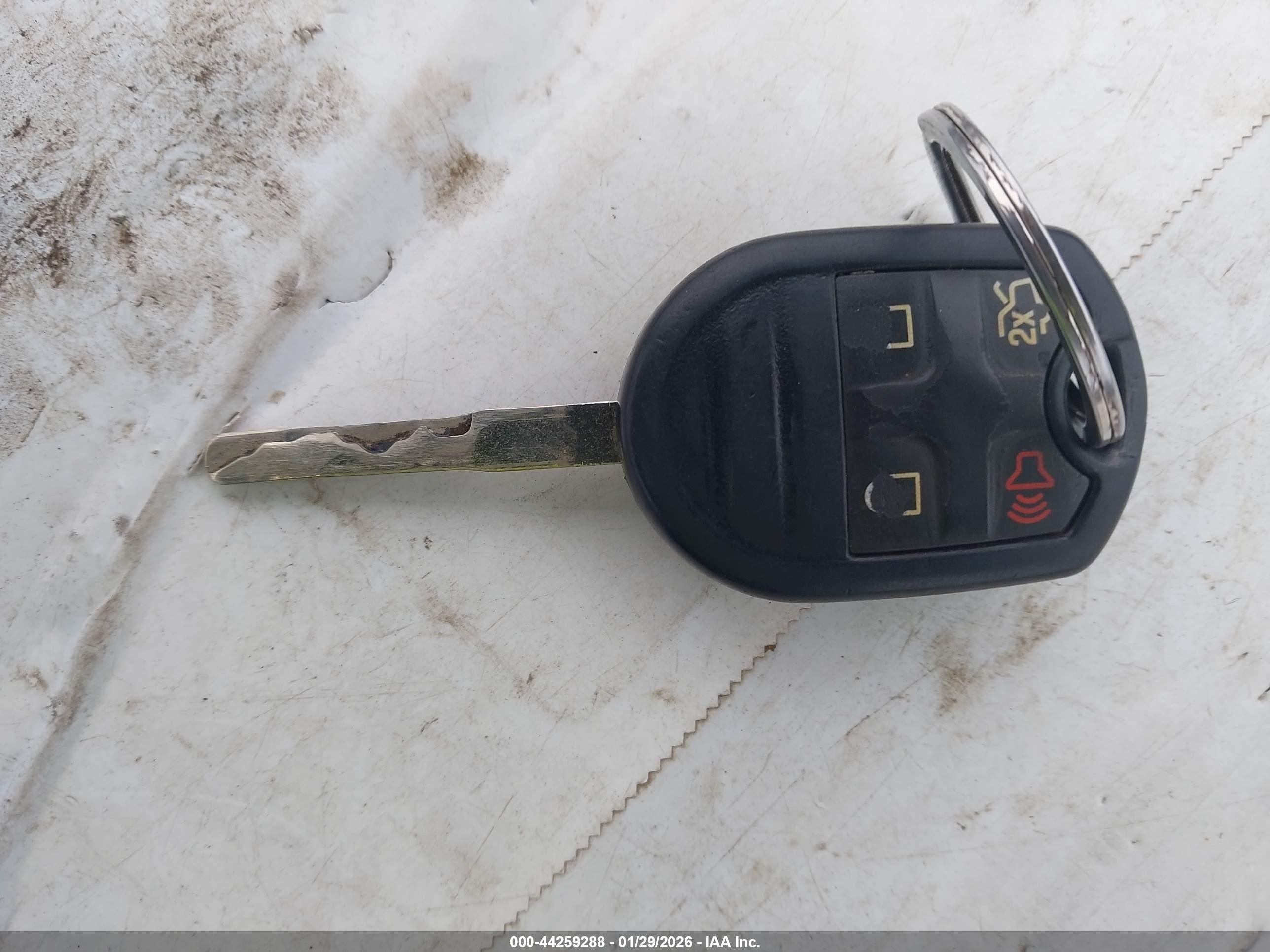 FORD FIESTA image 11